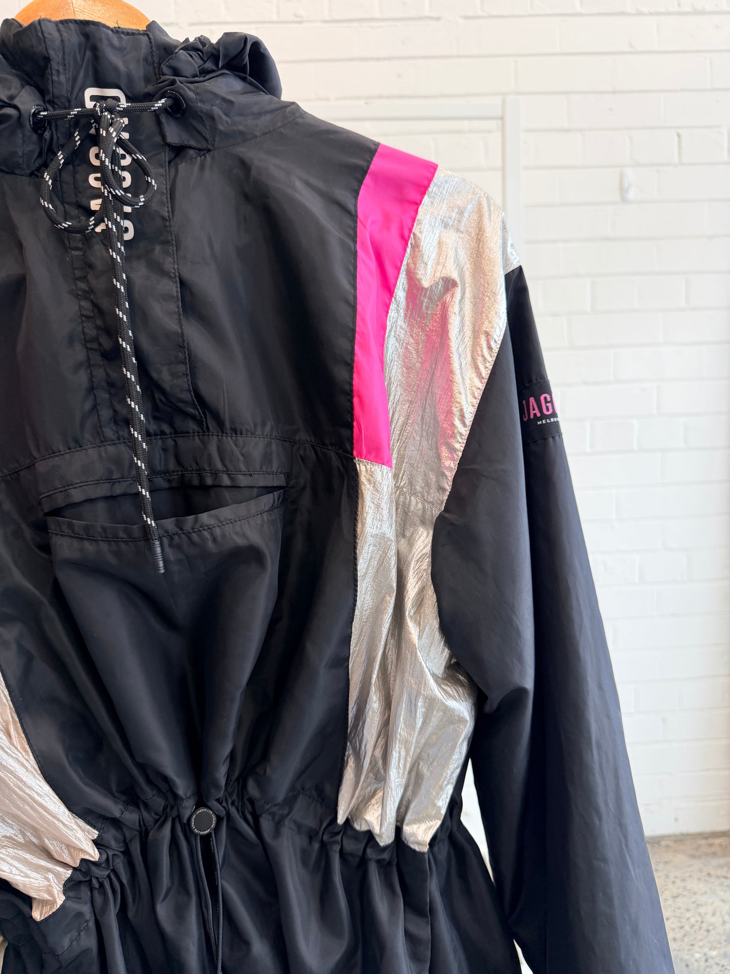 Jaggad Black Vintage Style Windbreaker - Size M (10)