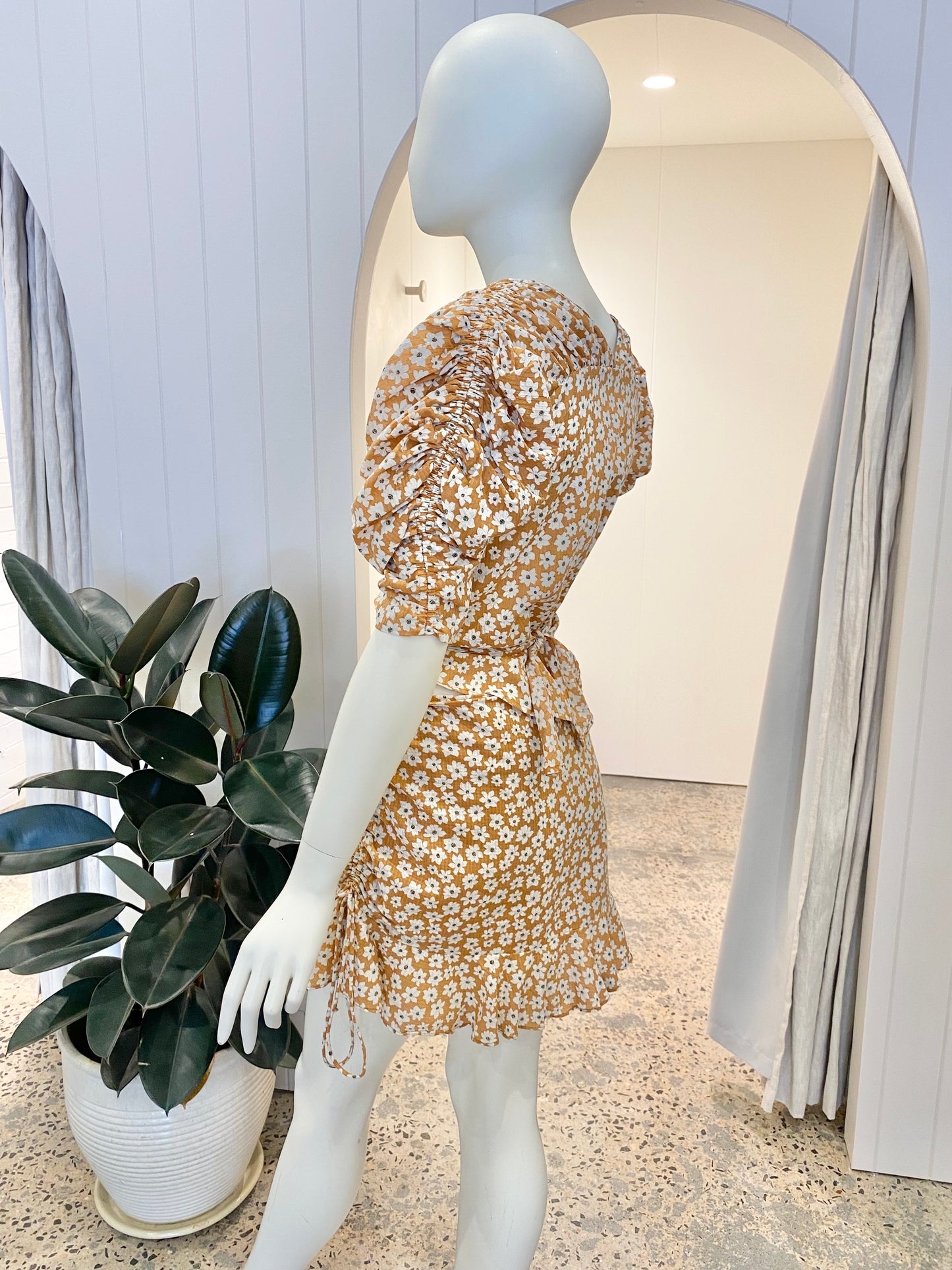 Bec and Bridge Zoe Skirt and Top Set - Size 10