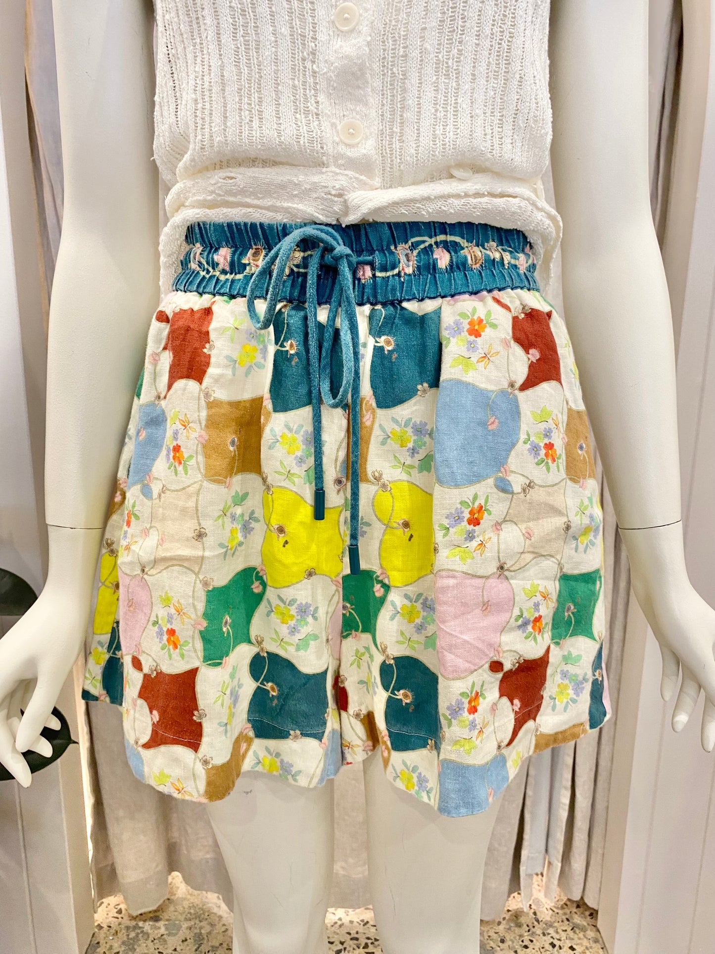 Alemais Everly Short - Size 8