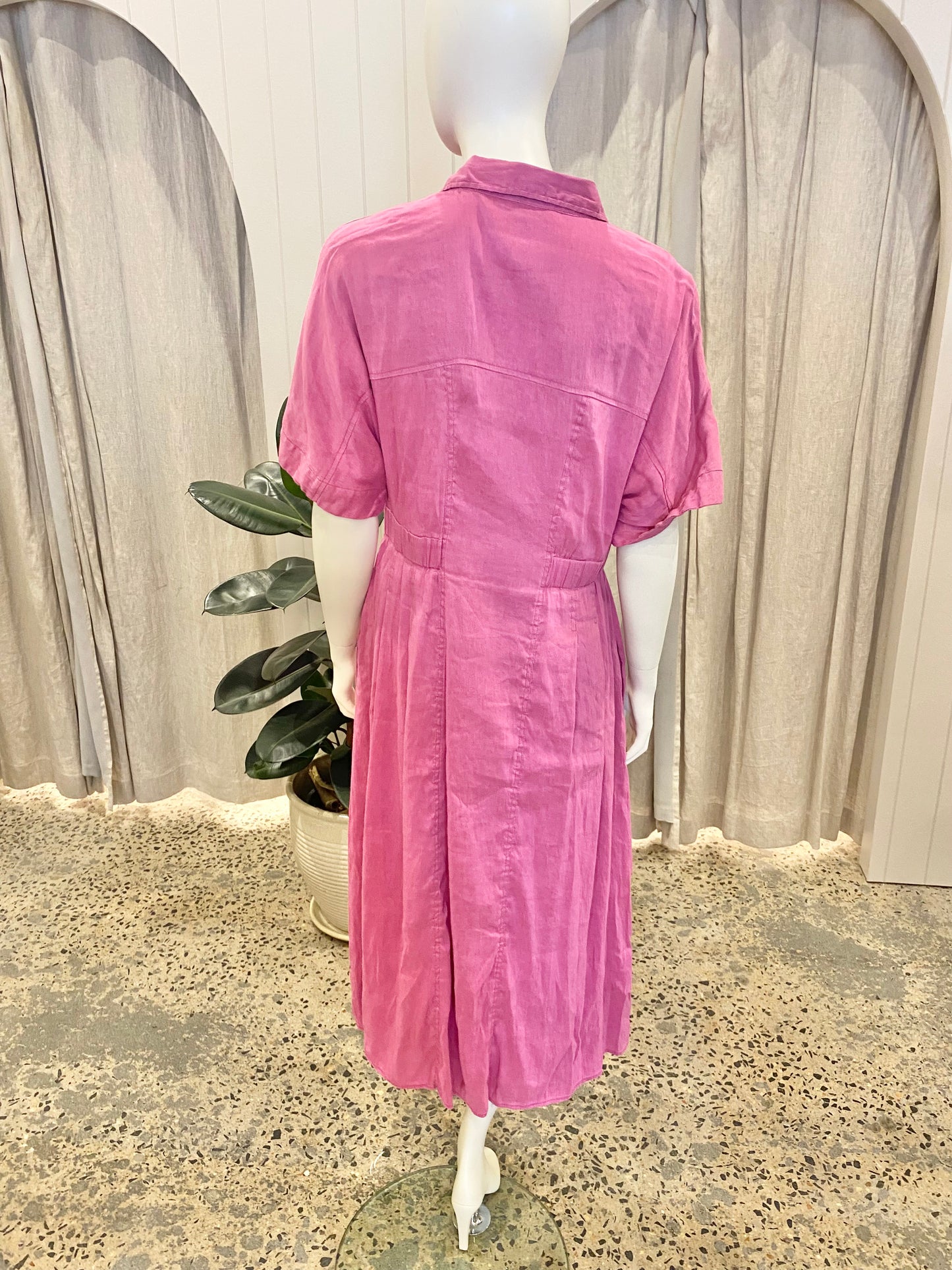 Country Road Fuscia Button Down Midi Dress - Size 14