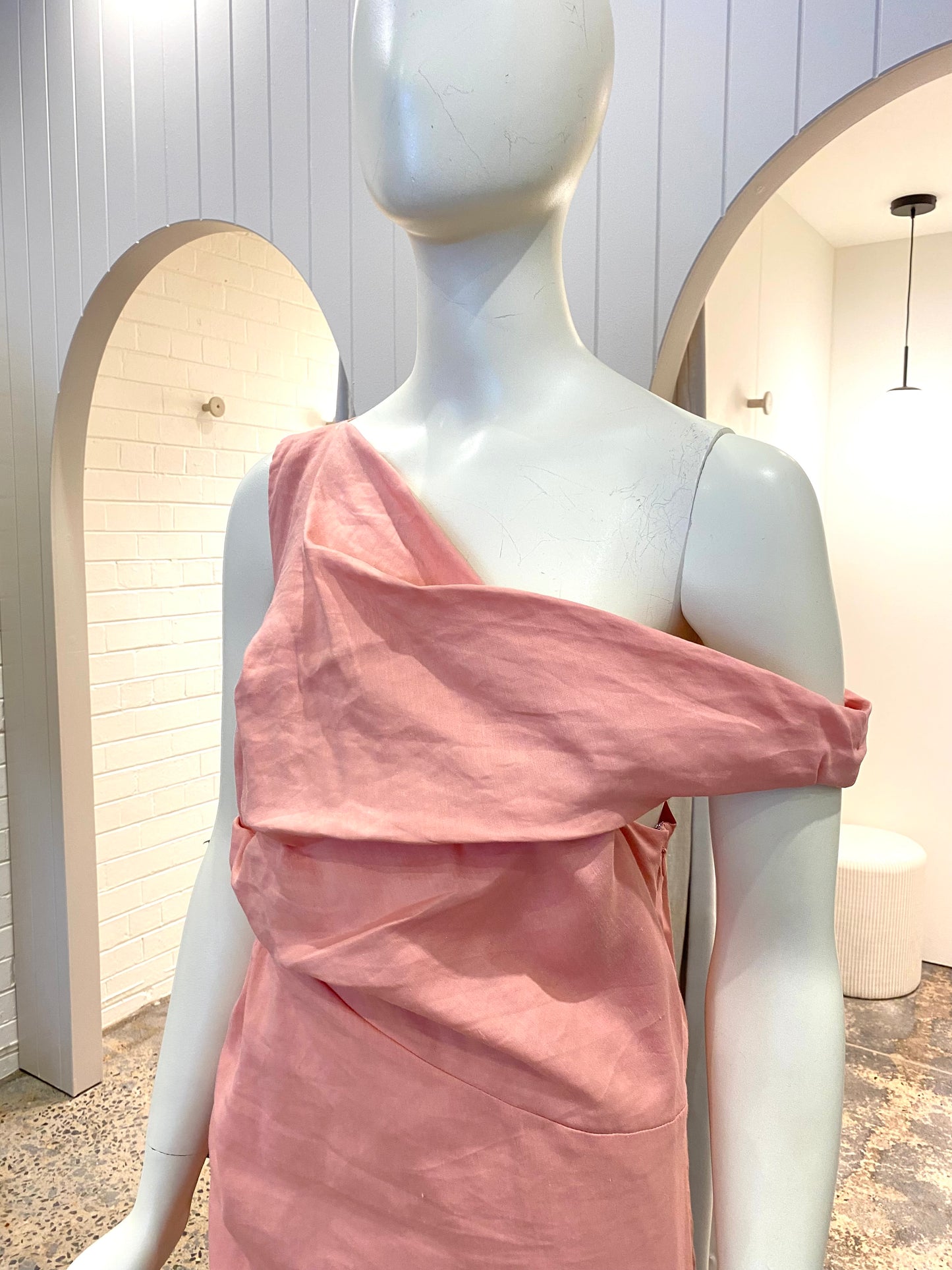 Sheike Ruched Midi Dress in Pink - Size 14