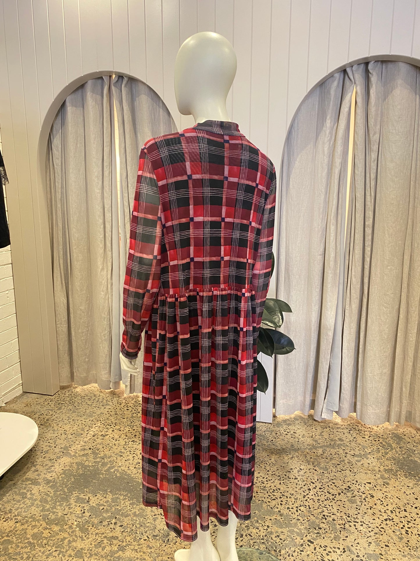 Kuwaii Burgundy Plaid Midi Dress - Size 14