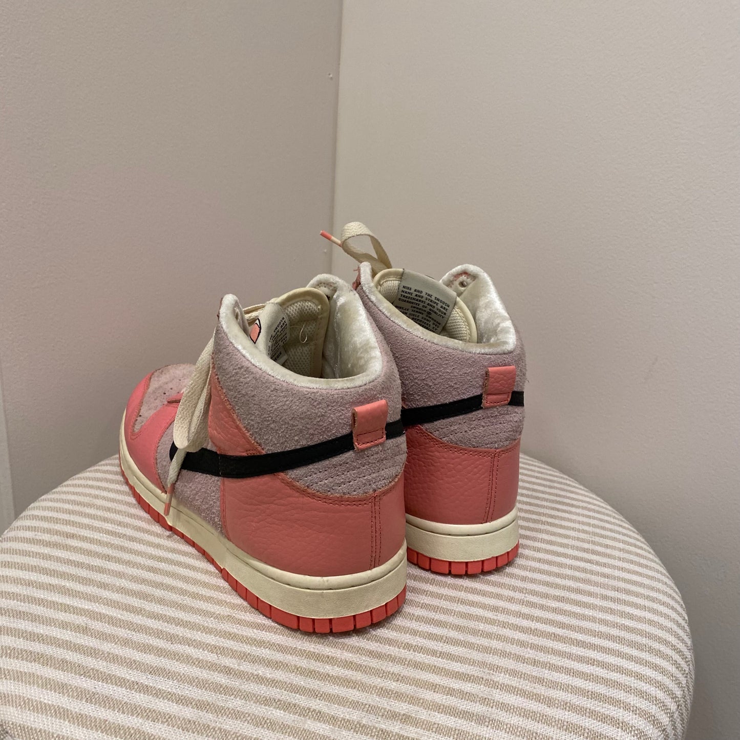 Nike Wmns Dunk High ‘Hoops’ - Size 40.5