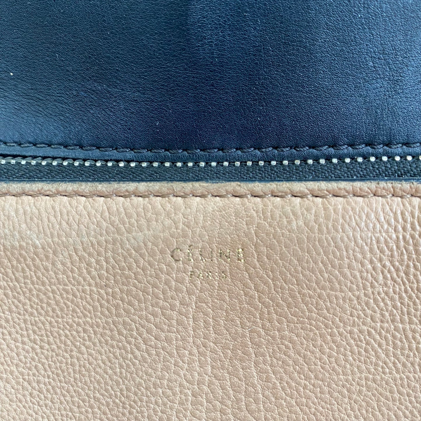Céline Edge Medium Lather Handbag