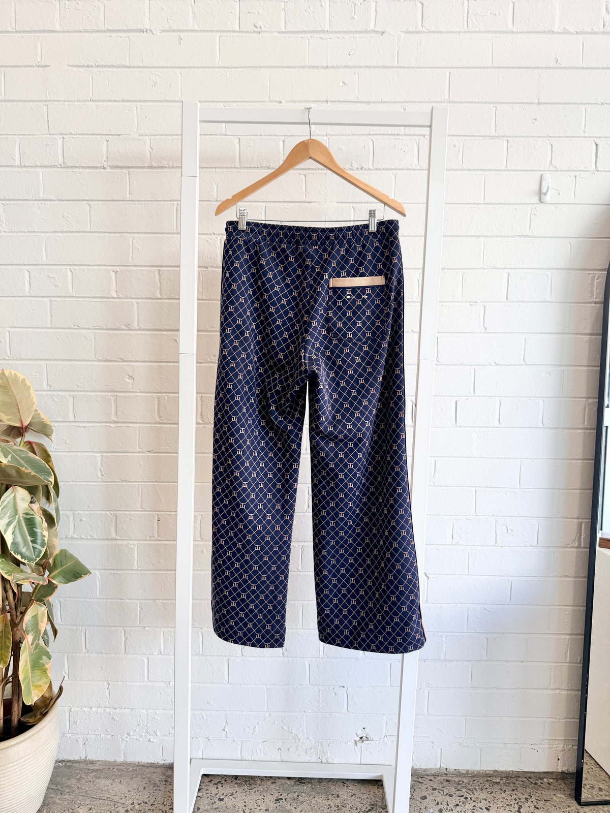 The Upside Navy Ezra Morgan Quarter Zip Sweatshirt and Pant Set - Size M (10)