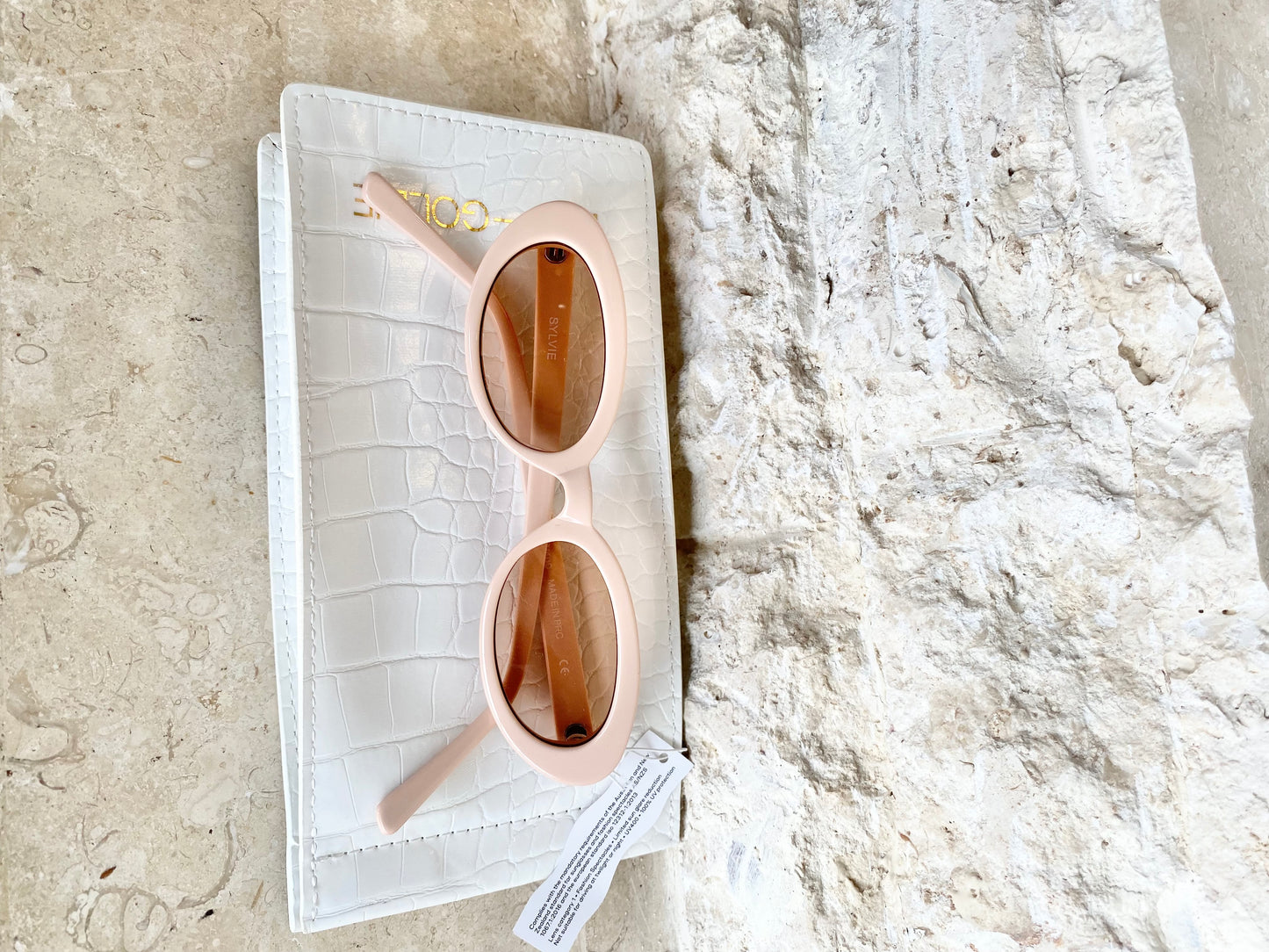 Lu Goldie Sylvie Sunglasses in Blush