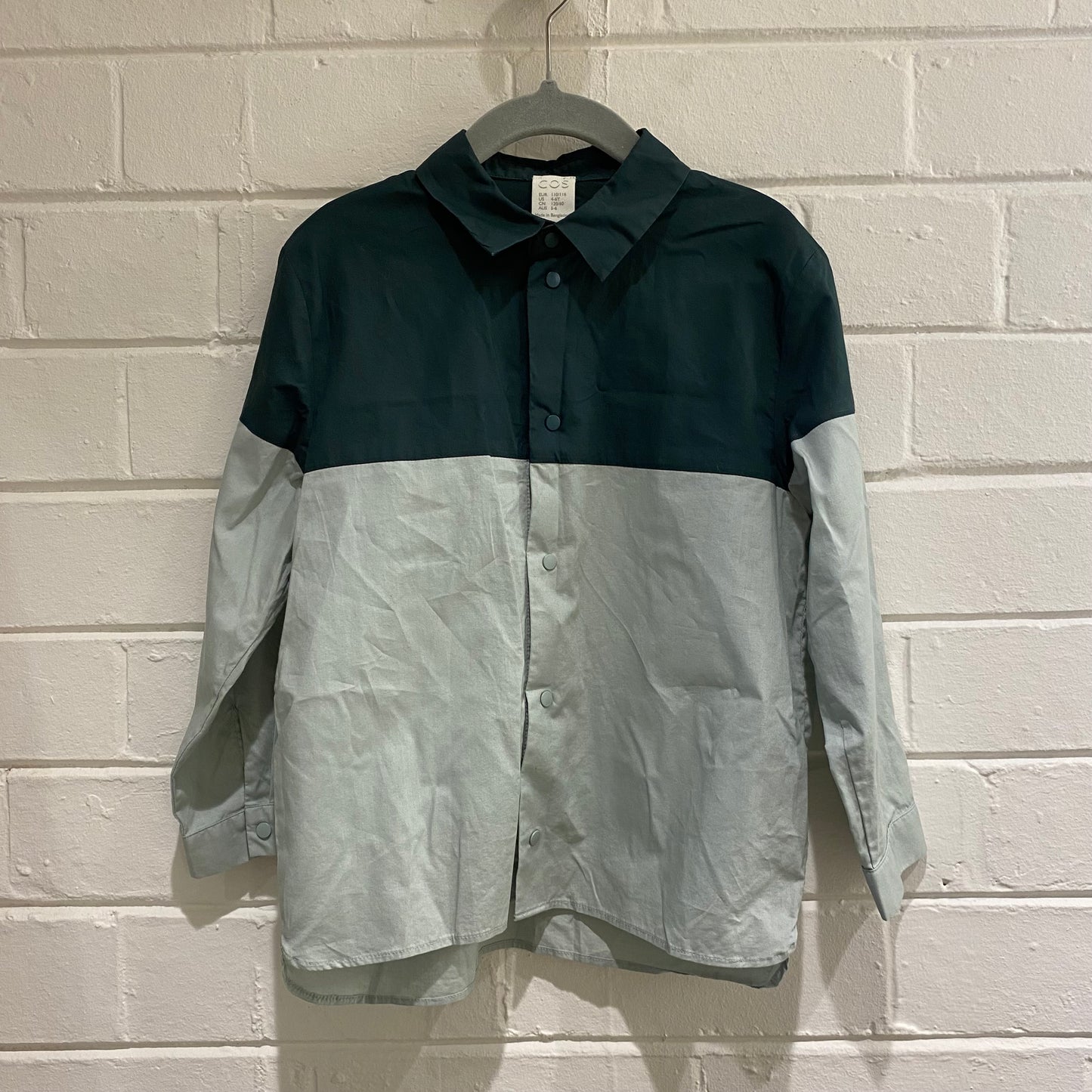 COS Contrast Green Shirt - 5-6yr