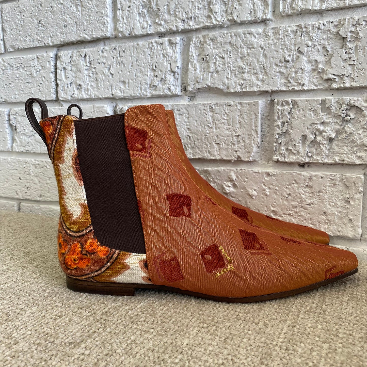 M.A DAINTY 'Circular' Ankle Boots - Size 39