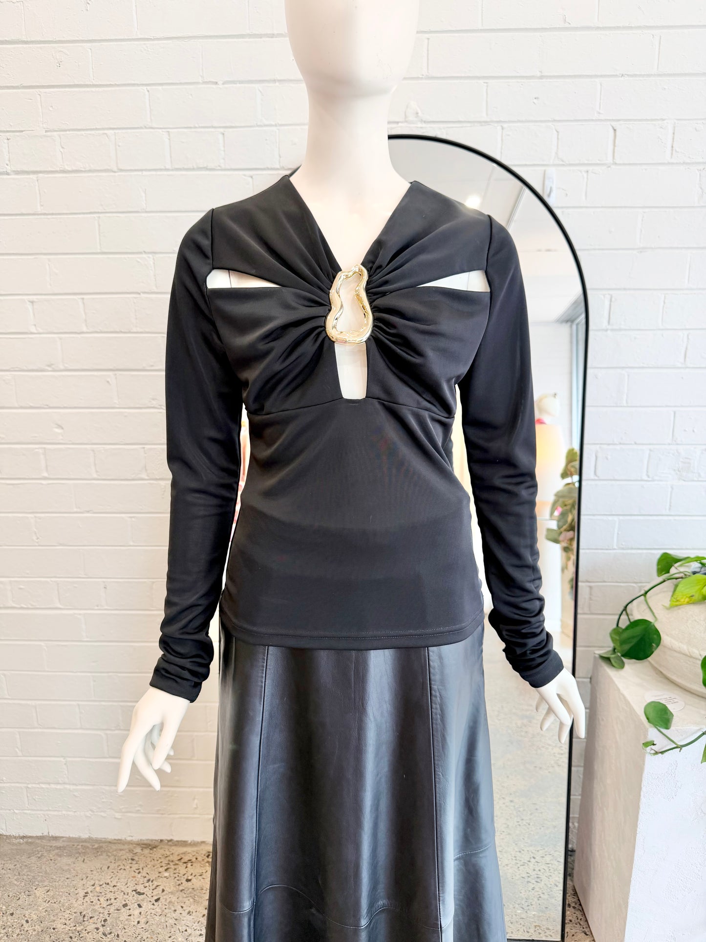 Rebecca Vallance Black Mischa Cutout Clasp Top - Size 12 - Pre-Loved Geelong