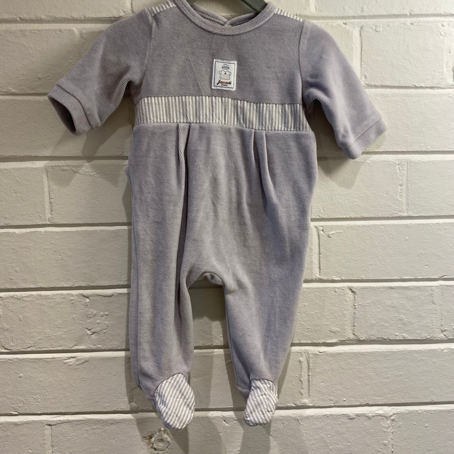 Jacadi lilac velvet onesie - size 3 m