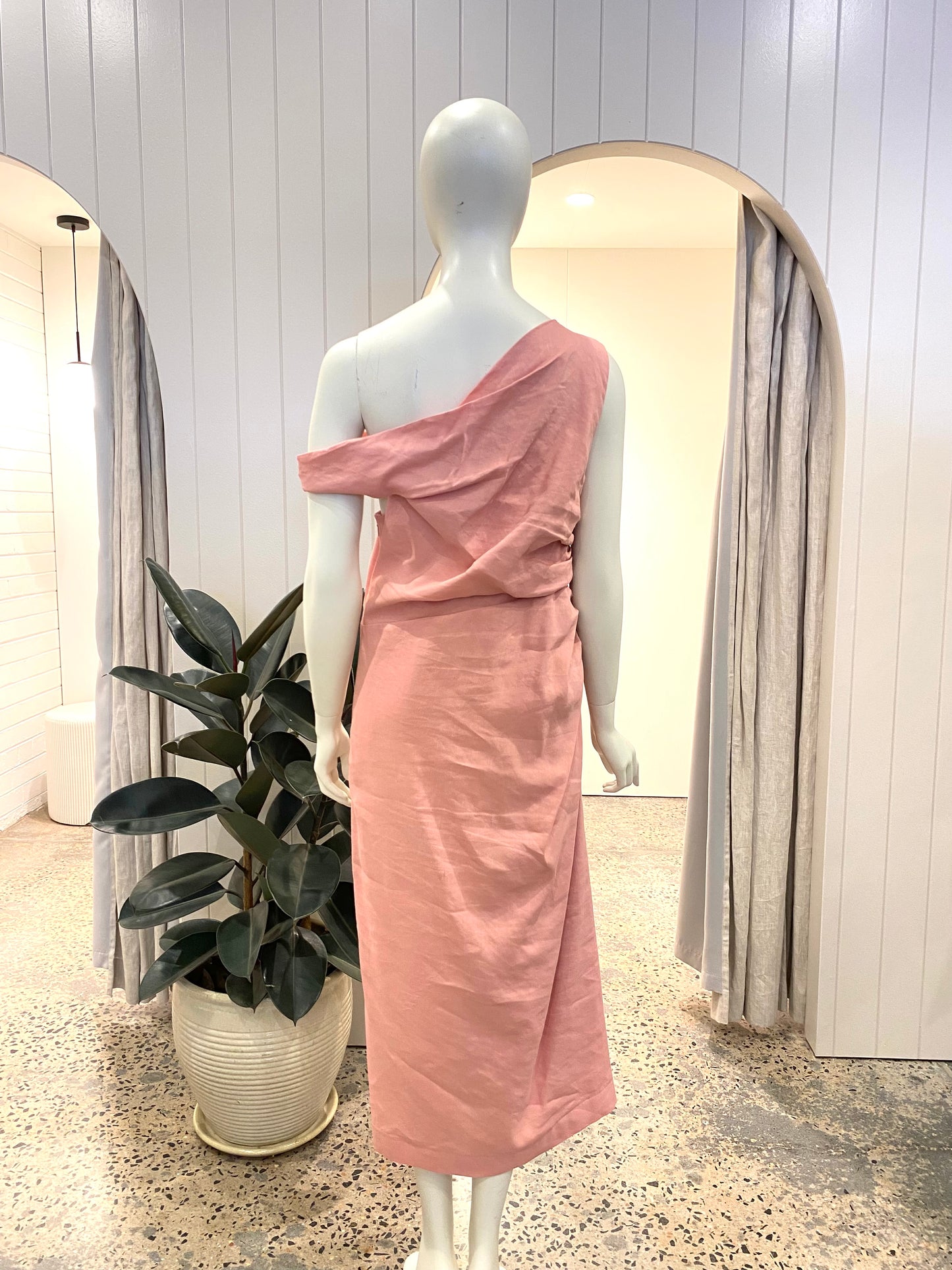 Sheike Ruched Midi Dress in Pink - Size 14