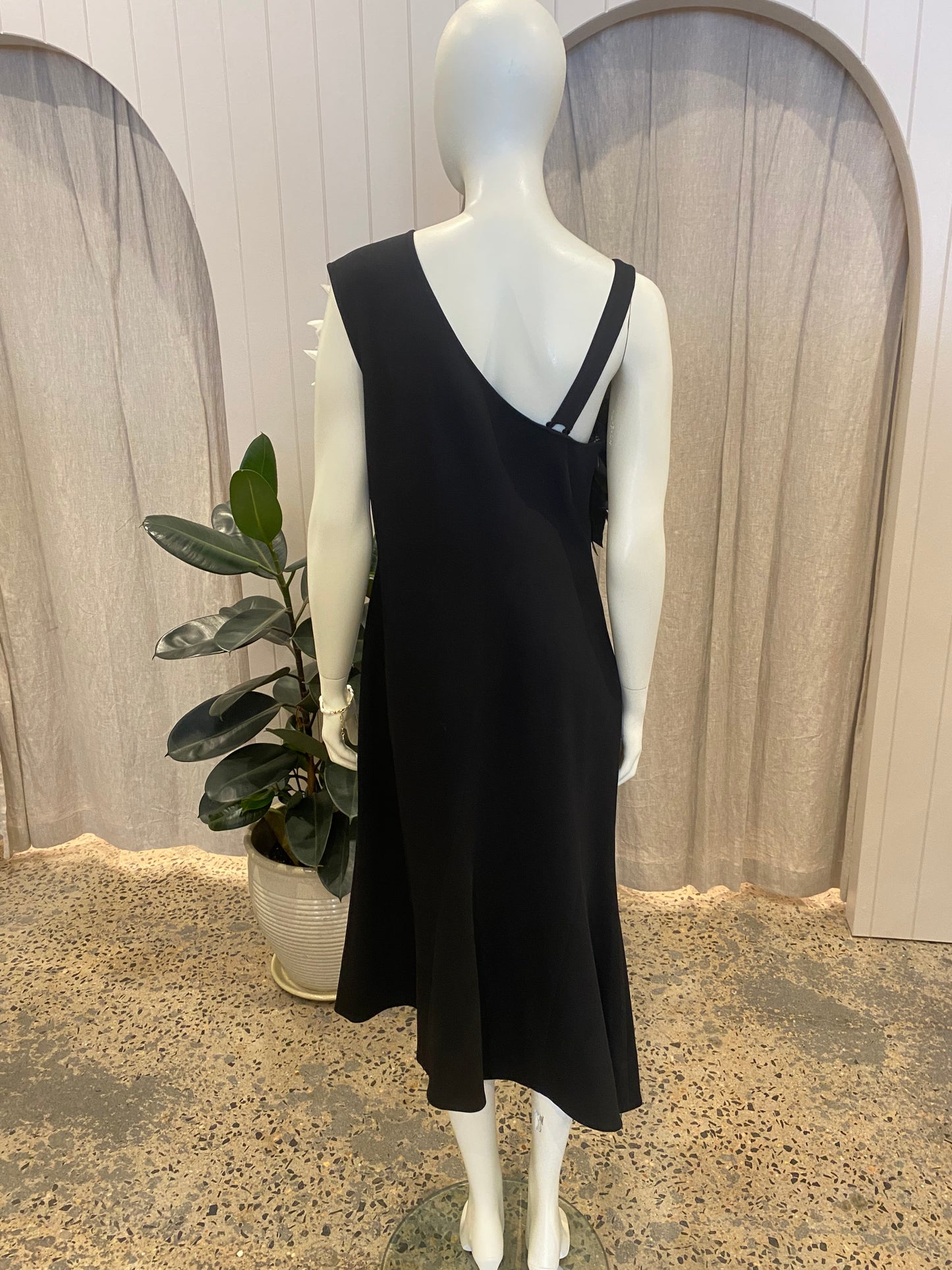 Ginger & Smart Structure Dress - Size 16