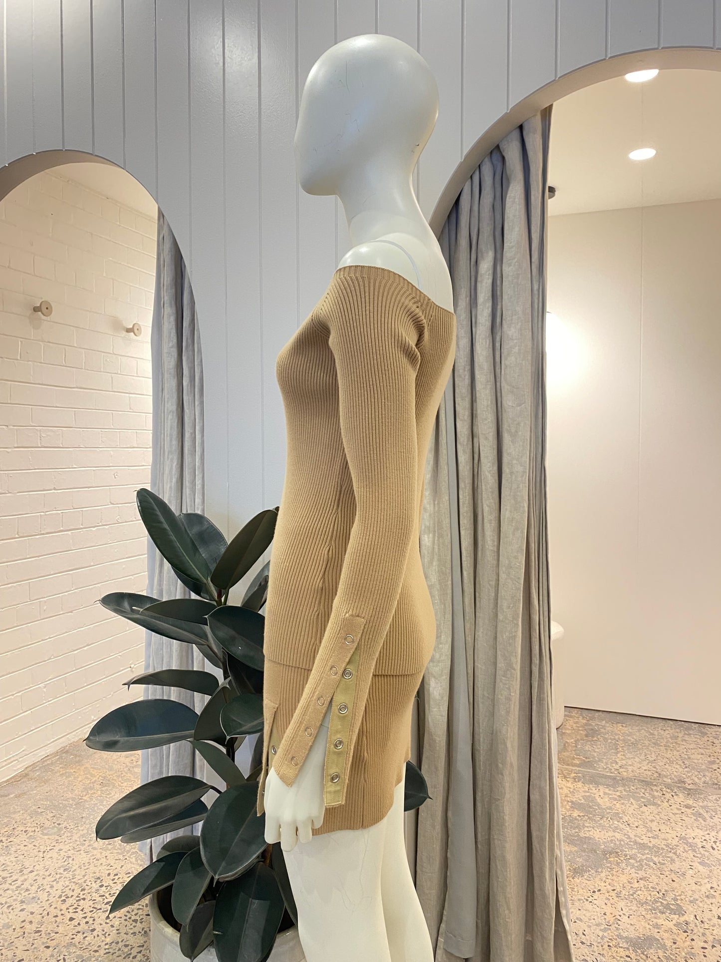 Henne Almond Amalia Skirt - Size S