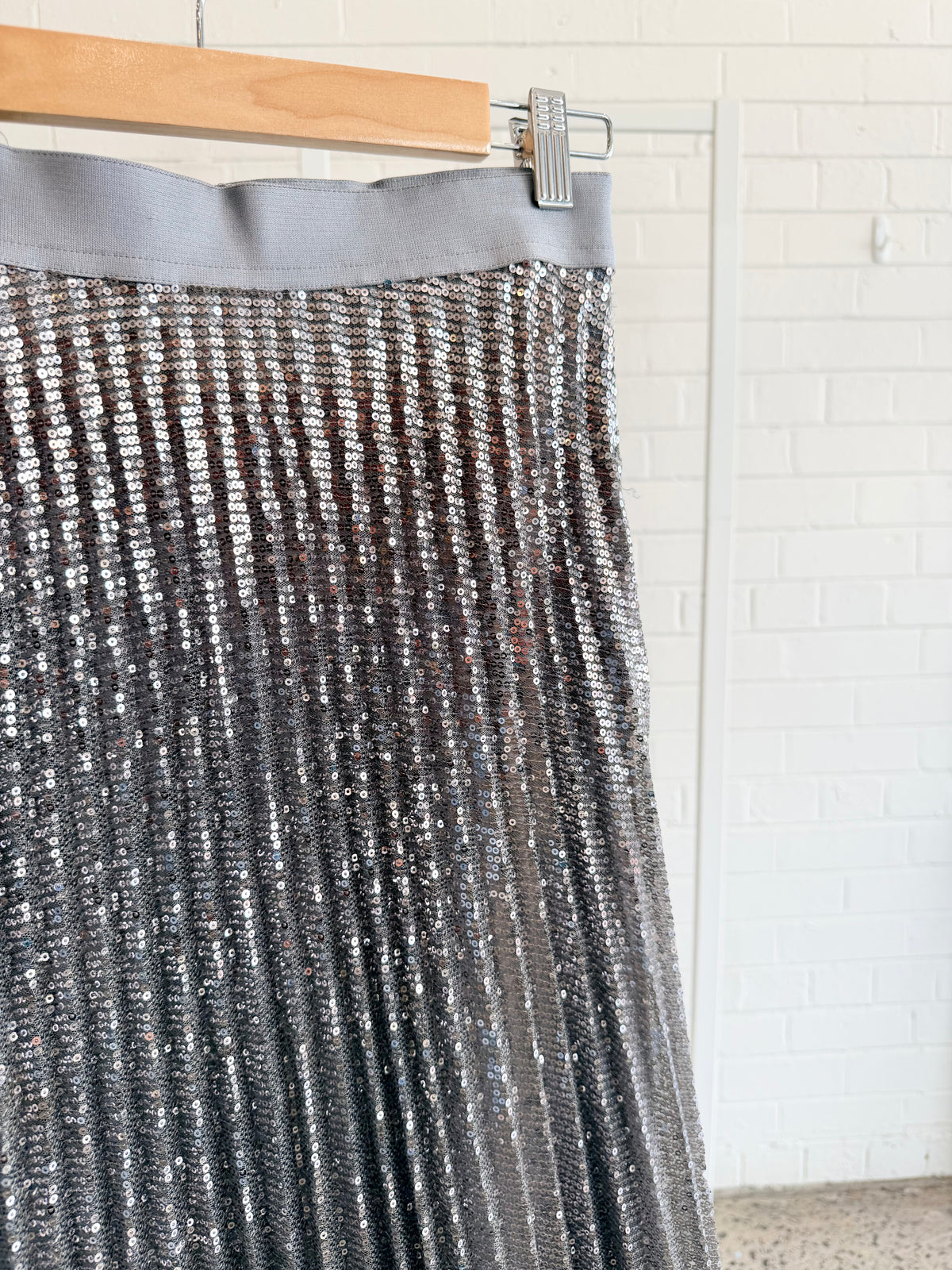 Flannel Silver Sequin Midi Skirt - Size 1 (8)