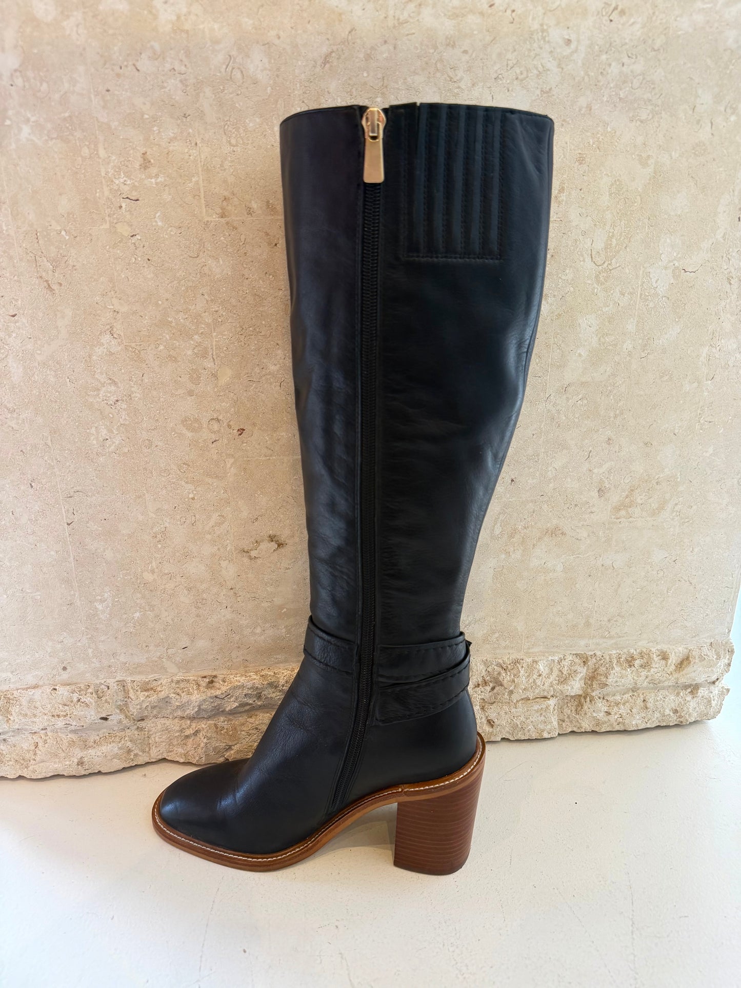 Wittner Black Leather Tall Boots - Size 37
