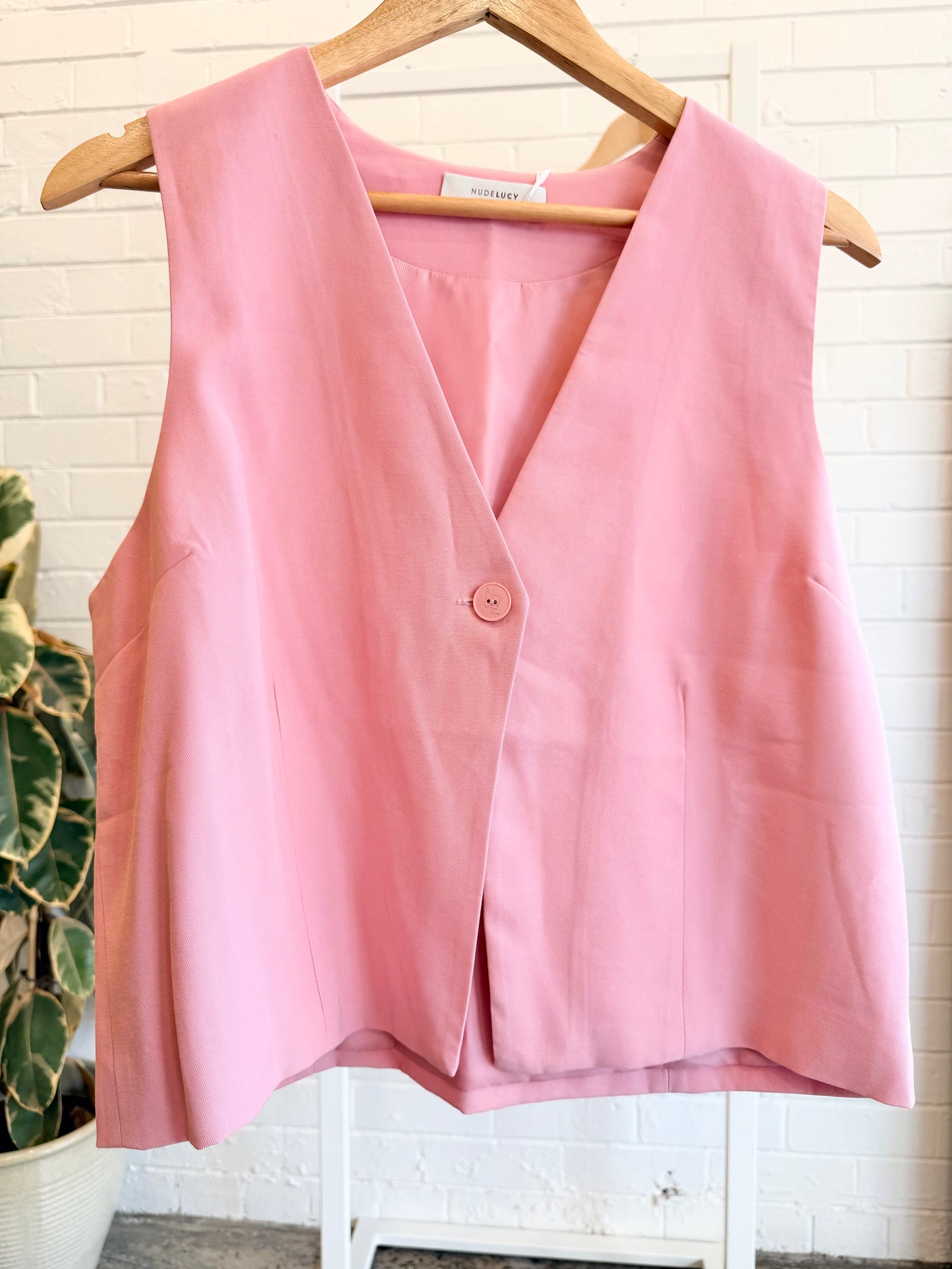 Nude Lucy Pink Petra Vest and Skirt Set - Size L (12)