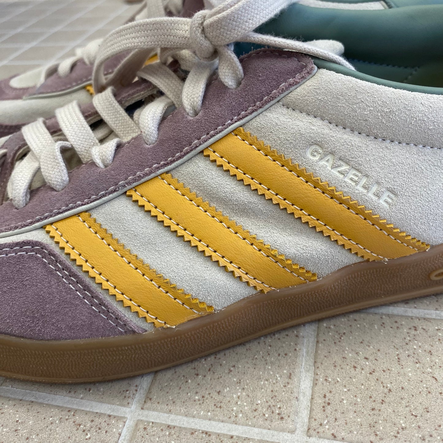 Adidas Originals Gazelle - Size 44