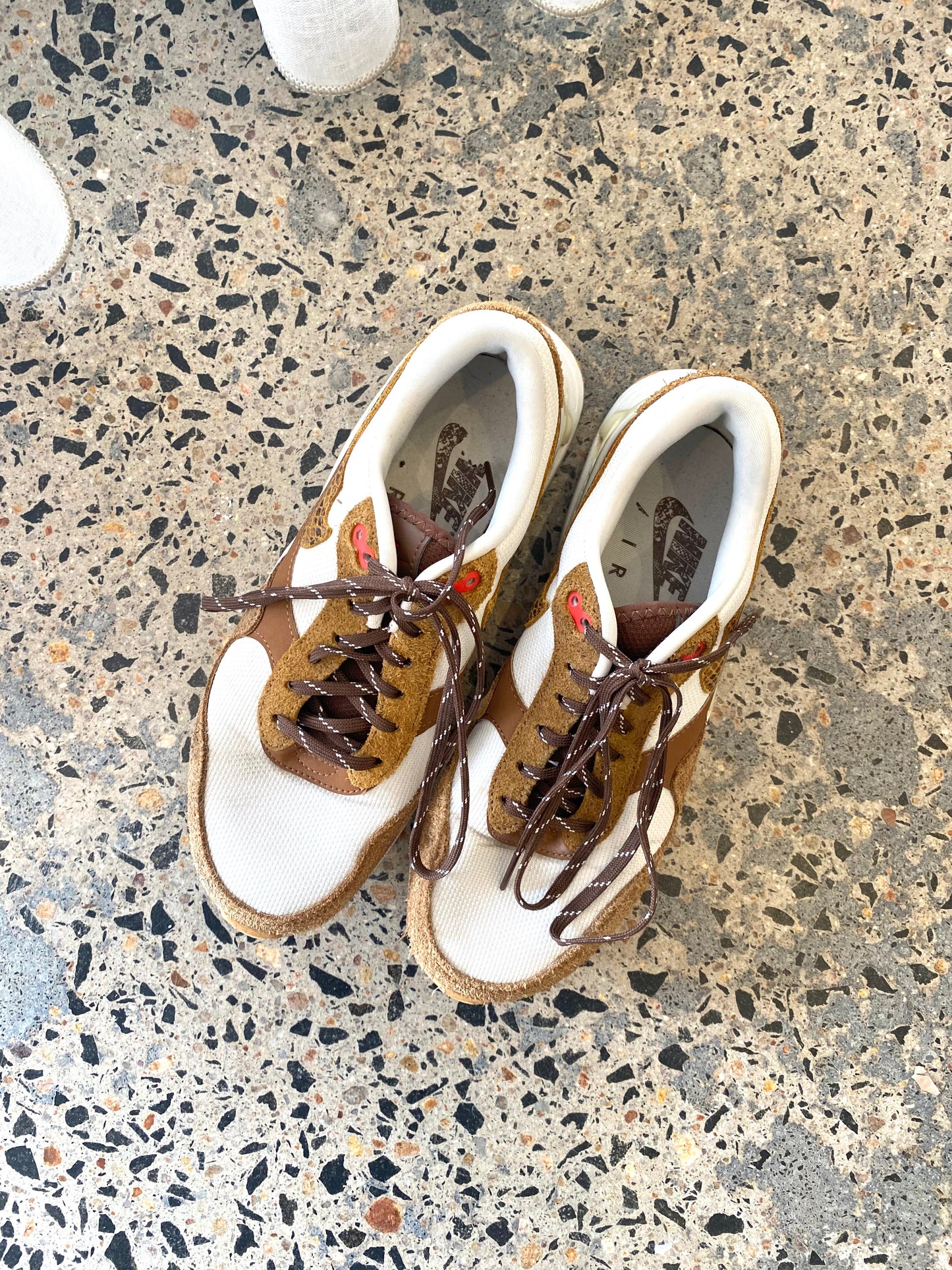 Nike Air Max SYSTM SE in Pale Ivory - Size 38