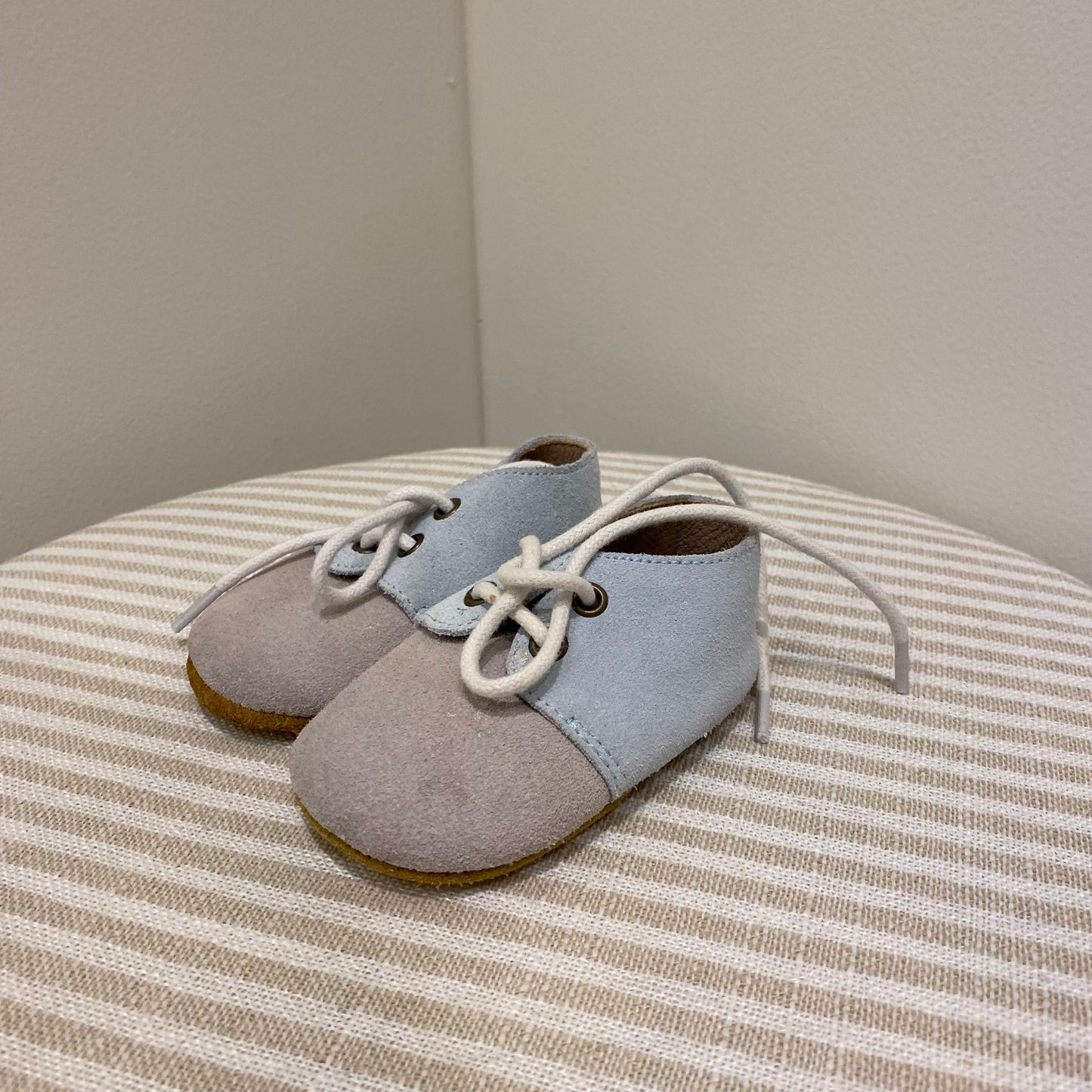 Fauv & Co. Suede booties - 0-6mth