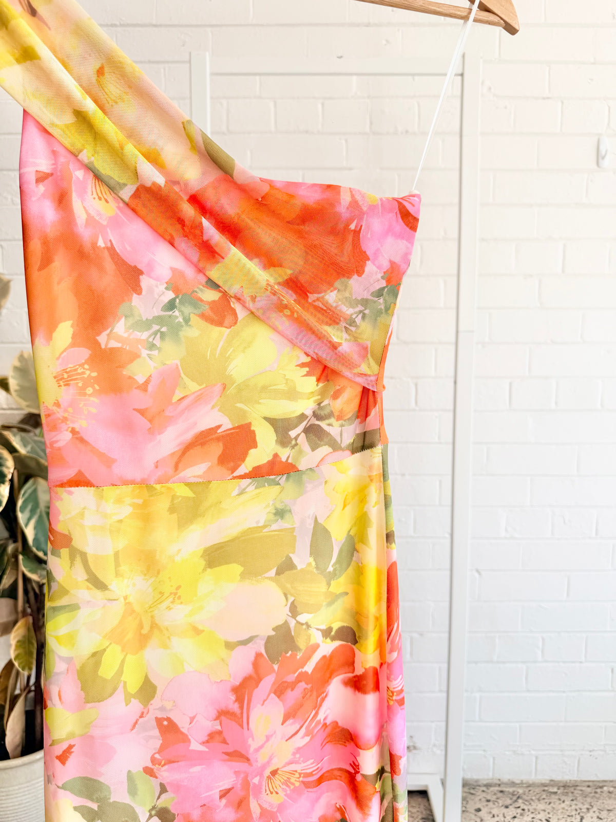 By Nicola Floral Confetti Paloma Sleeveless Maxi Dress - Size 6