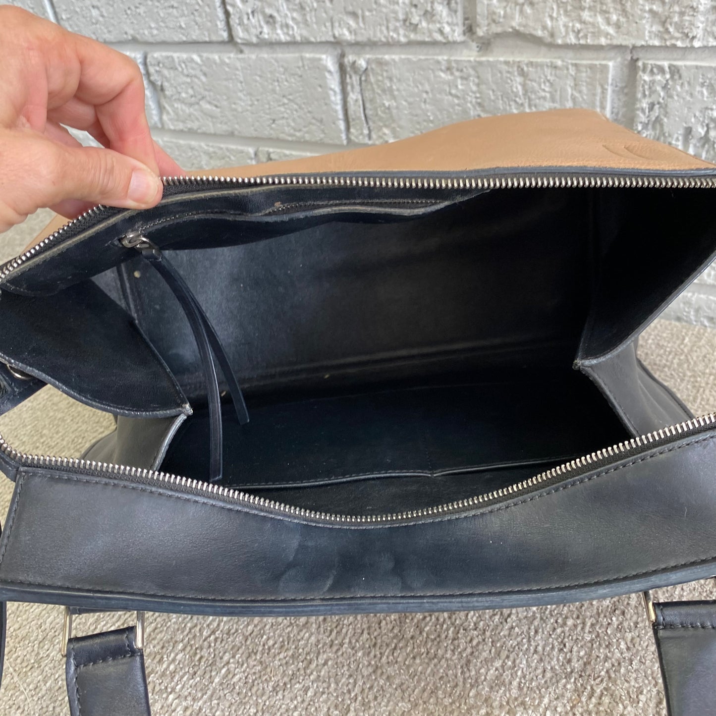 Céline Edge Medium Lather Handbag
