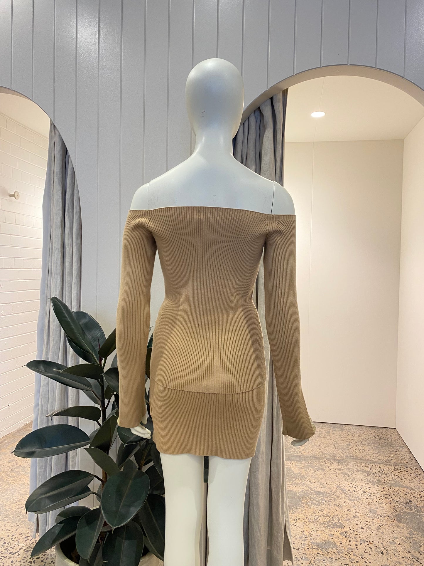 Henne Almond Amalia Skirt - Size S