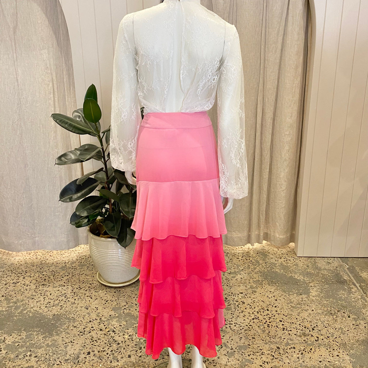 Carla Zampatti 'Passion Pink Ombre Cloud Nine' Skirt - Size 10