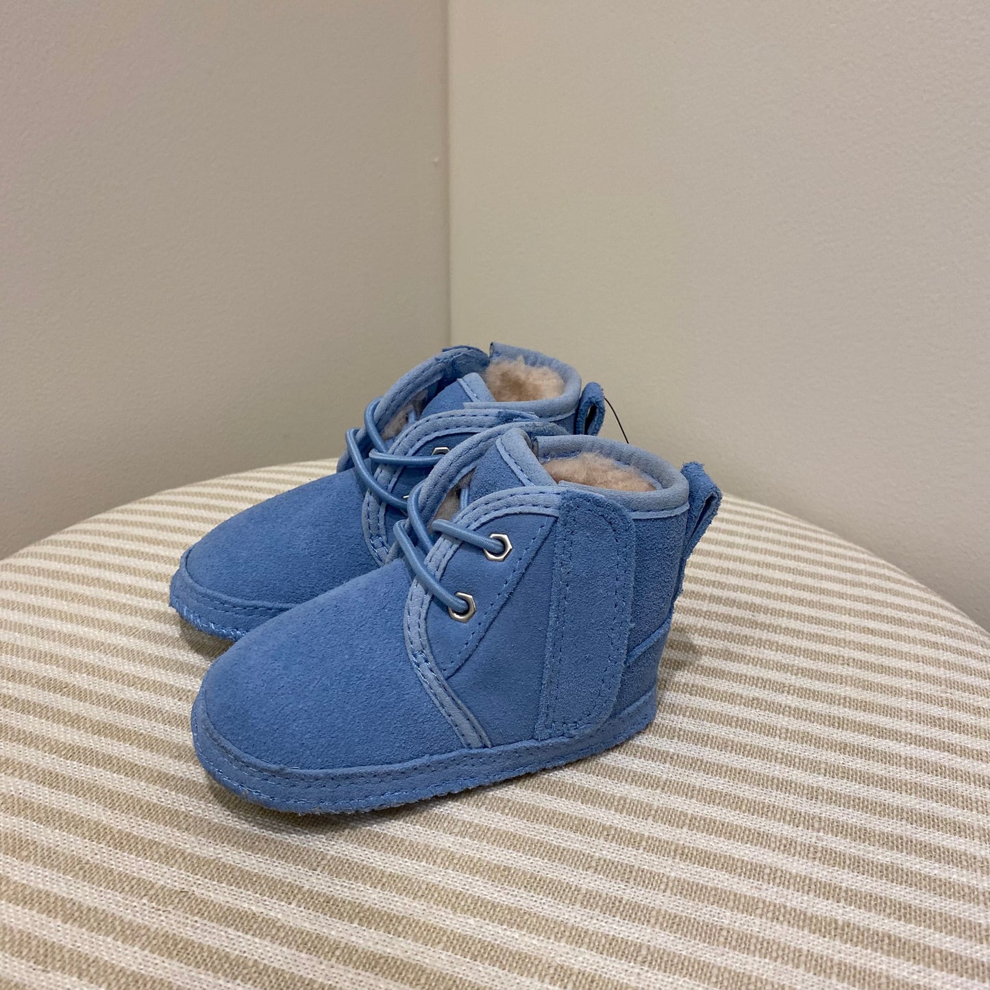 UGG Baby Nuemel Boots 6-12mth