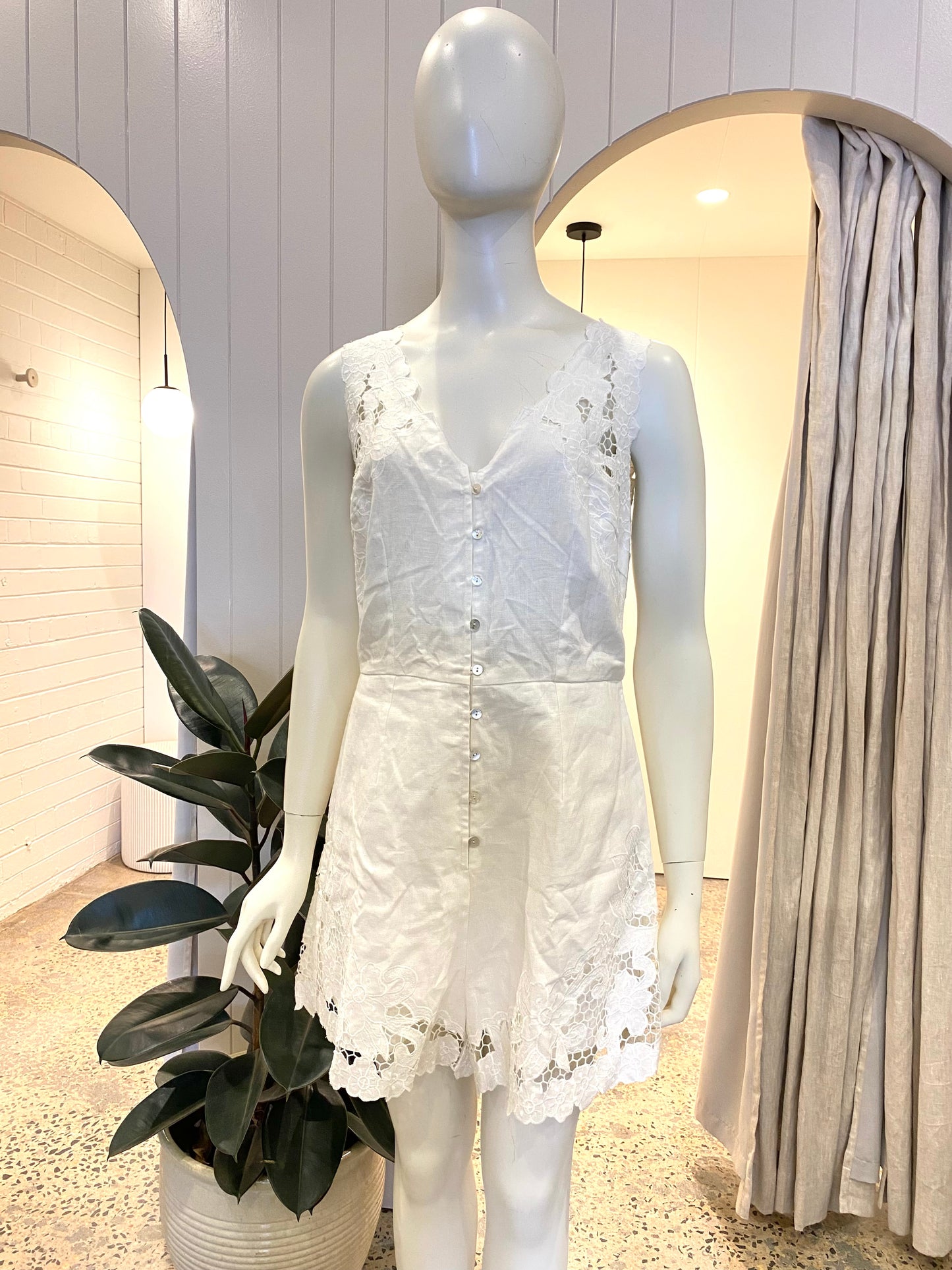 Zimmermann Trinity Scallop Playsuit in White - Size 2 (12)