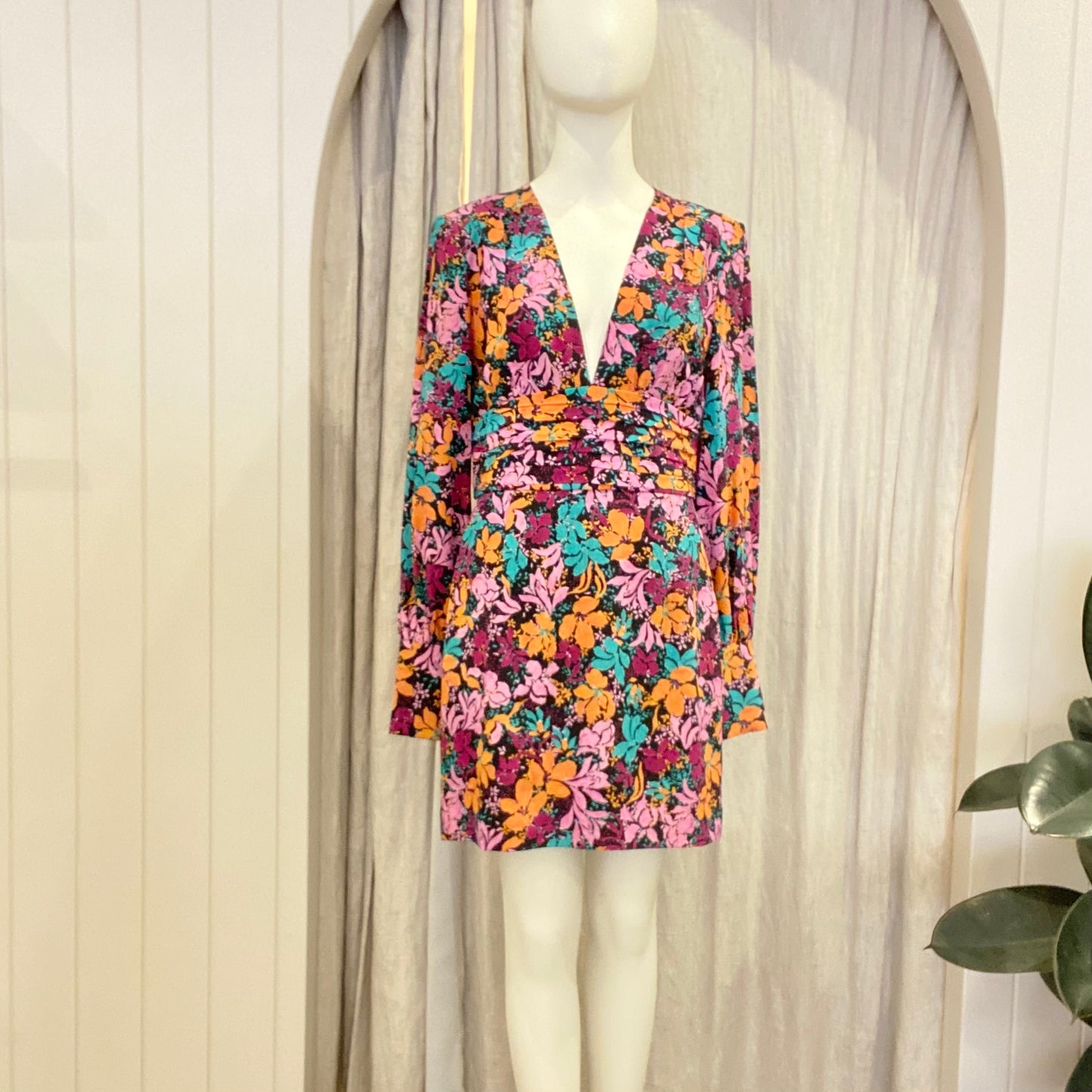 Rebecca Vallance Le Marais V-neck Mini Dress - Size 10