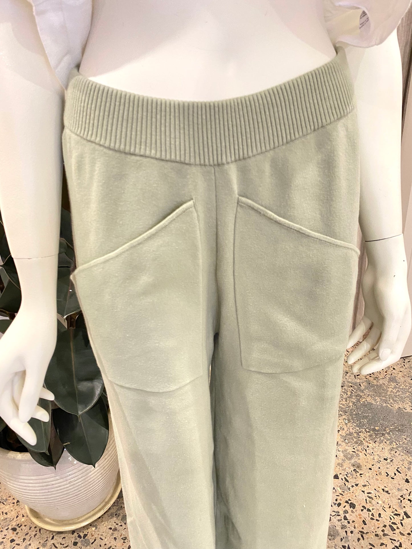 Arcaa Jamie Knitted Pant in Sage - Size L (12)