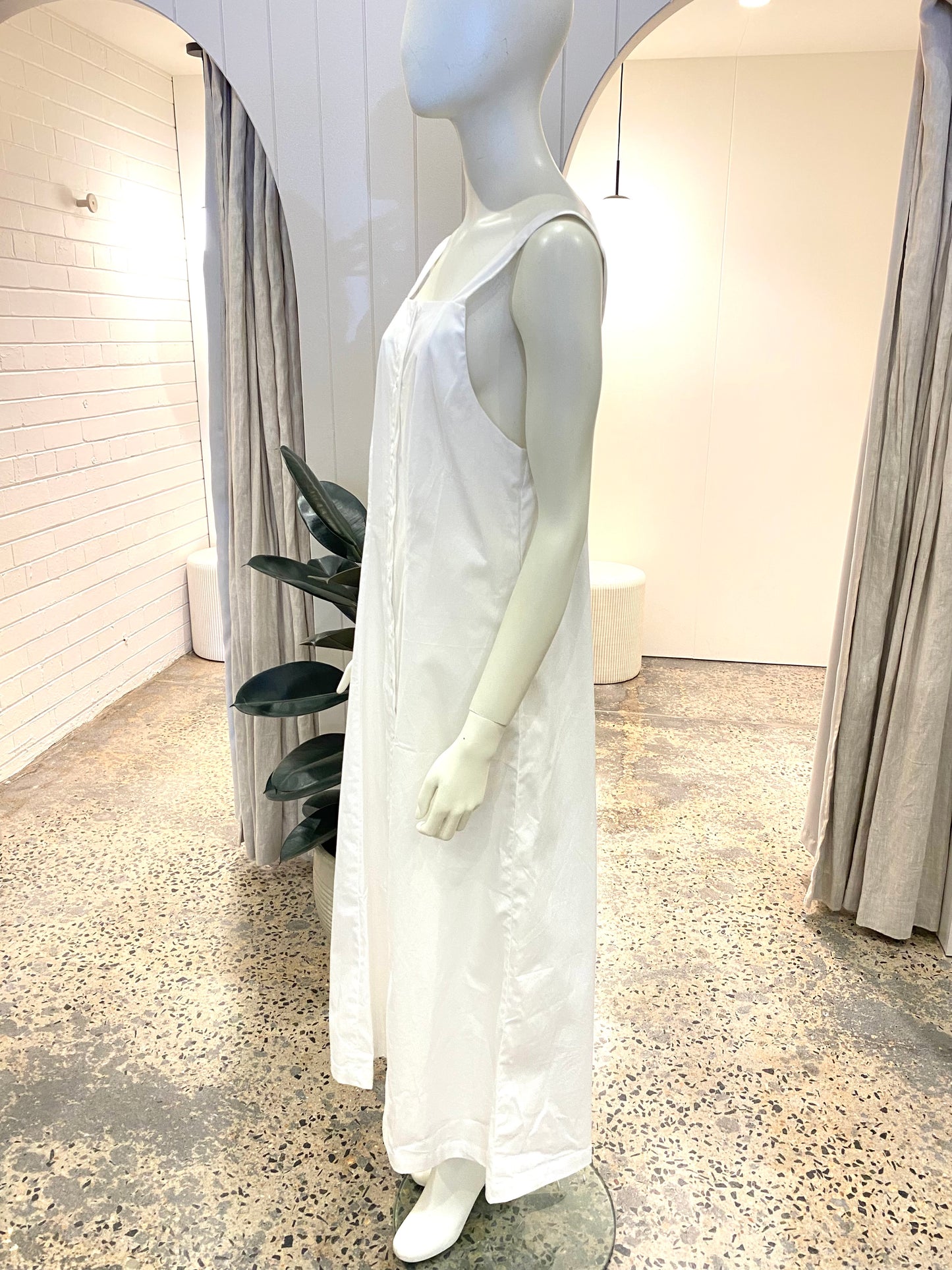 Arthur Apron Midi Dress in White - Size 12