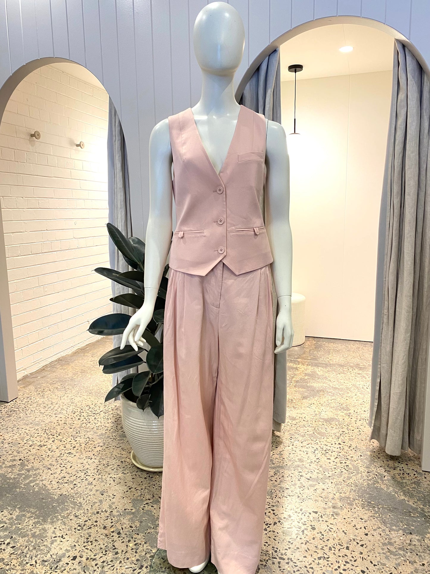 Shona Joy Sara Vest in Pink - Size 8