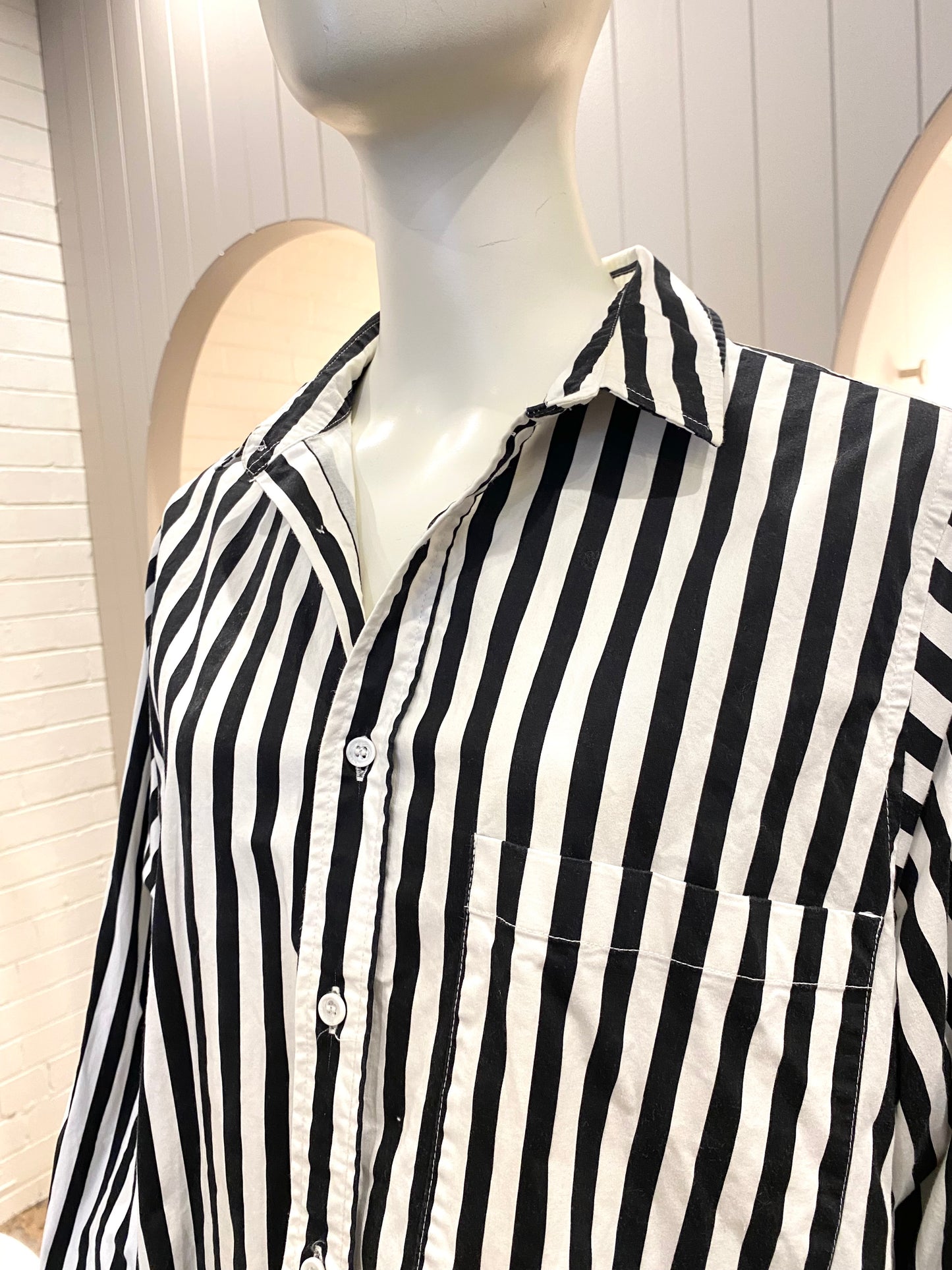 BLANCA Boyfriends Shirt in Black/White stripe - Size 12