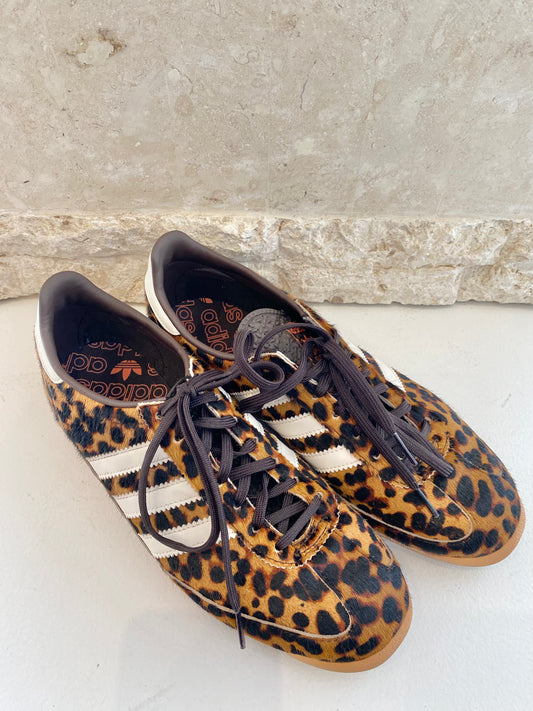 Adidas SL 72 in Leopard Print - Size 40