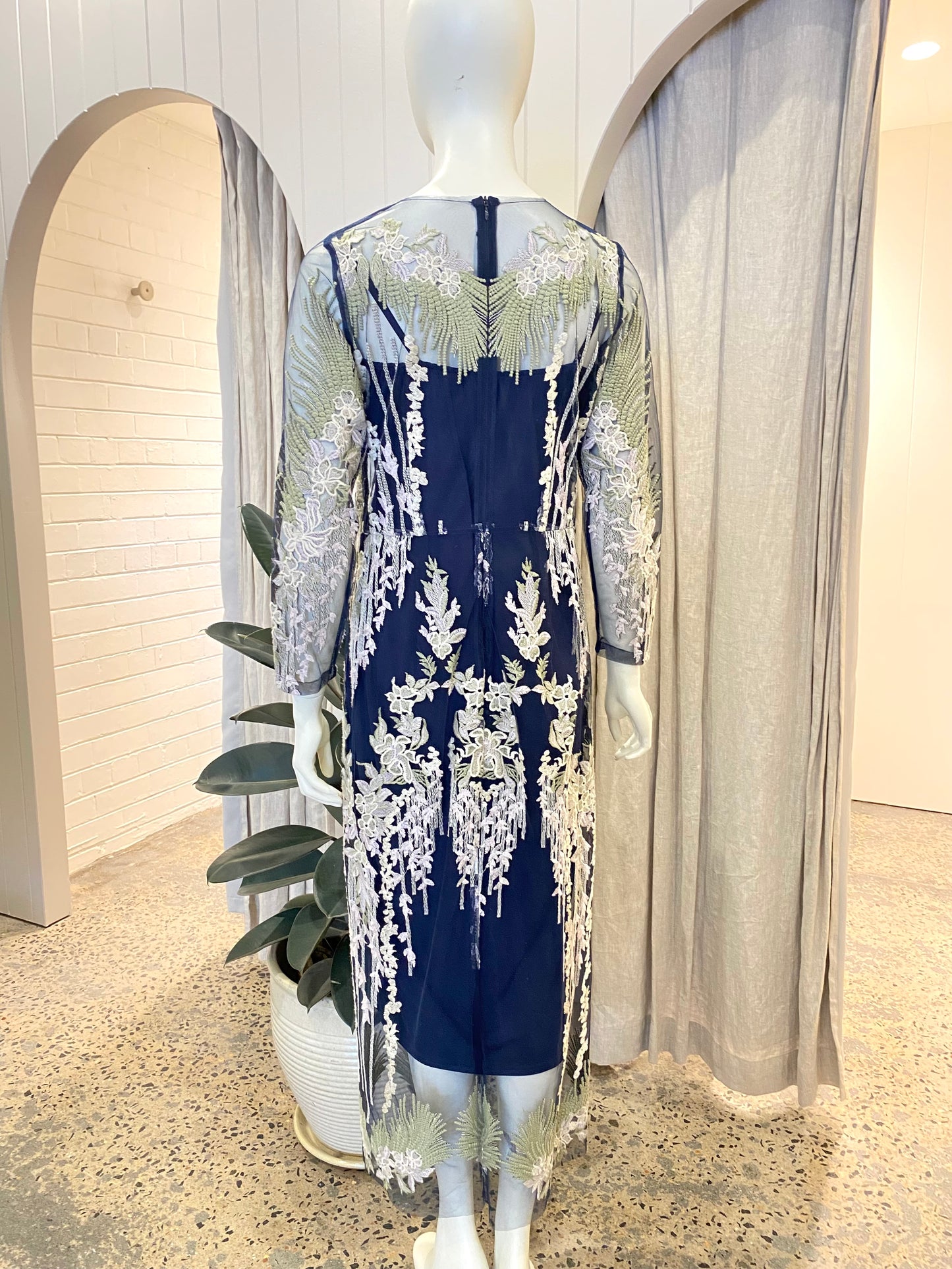 Moss & Spy Lavender Dress - Size 12