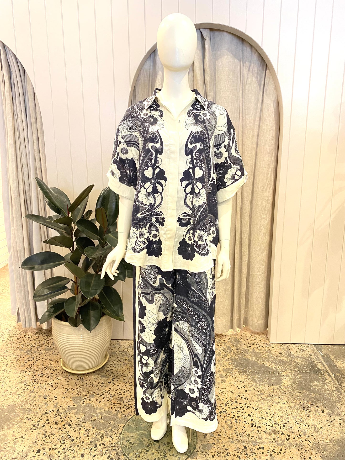 ALÉMAIS Mickey Co Ord Set in Navy - Size 16