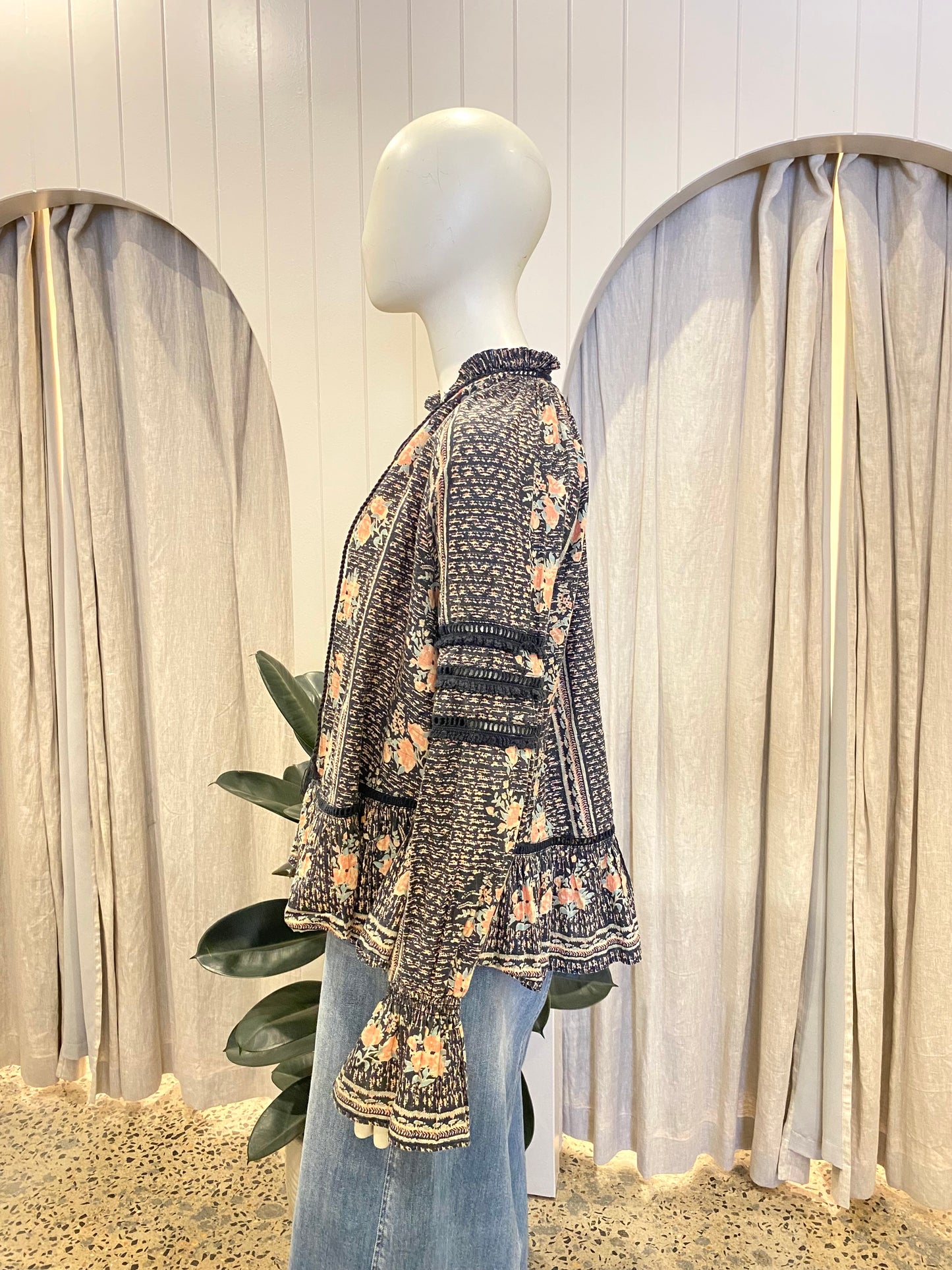 Briony Marsh Floral Print Blouse - Size 8