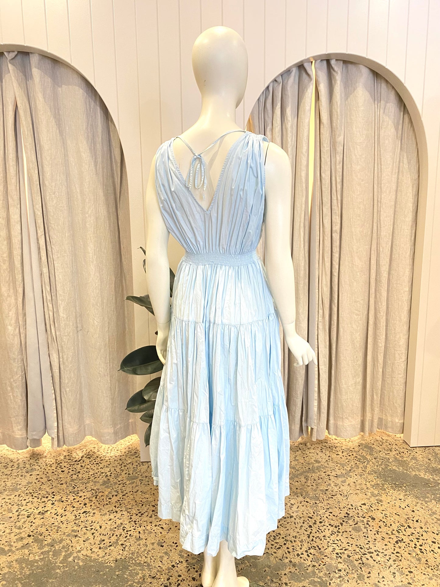 S/W/F Tiered Ruffle Maxi Dress - Size M (12)