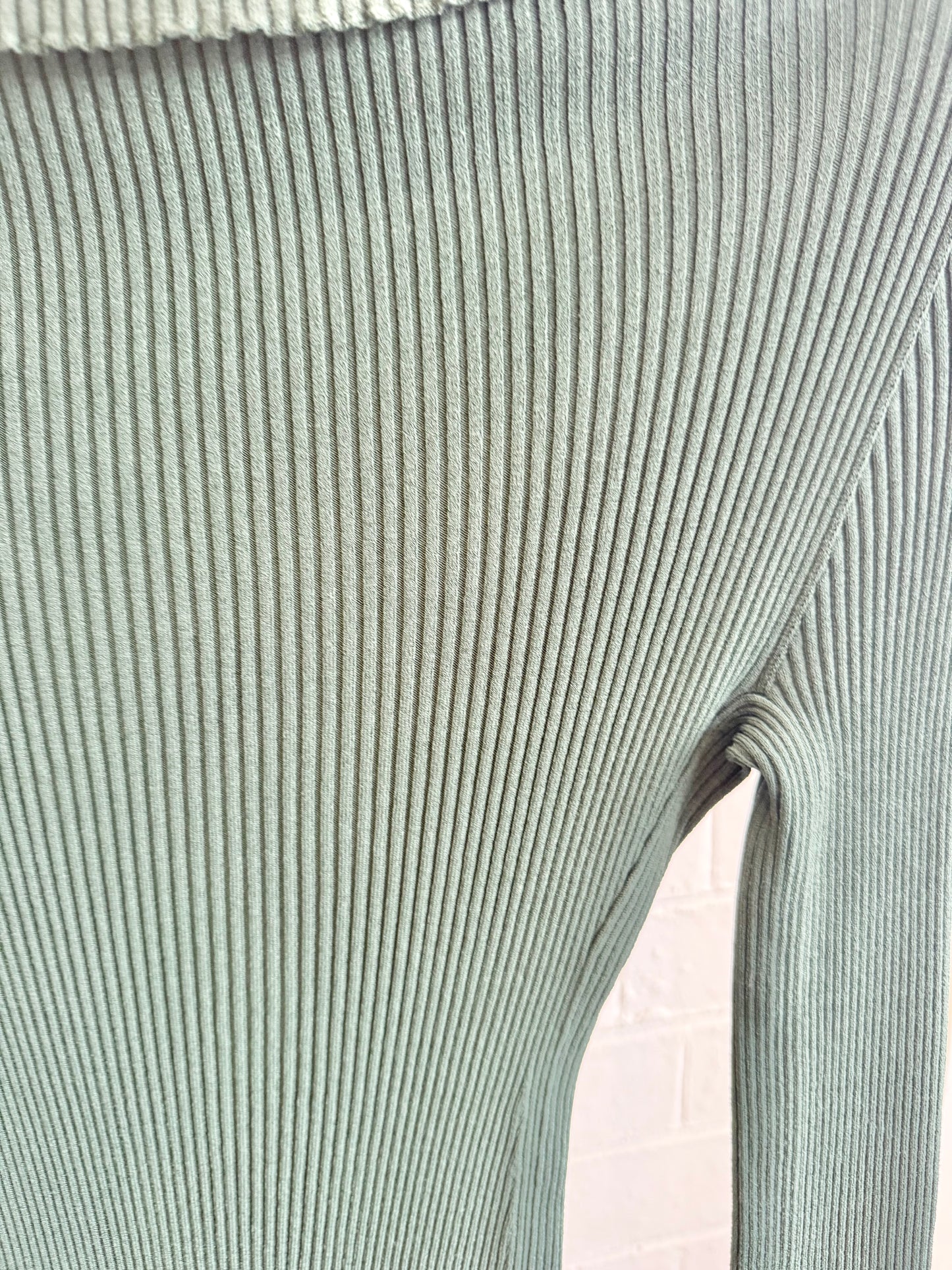 Scanlan Theodore Crepe Knit Dress - Forest Green - Size Medium