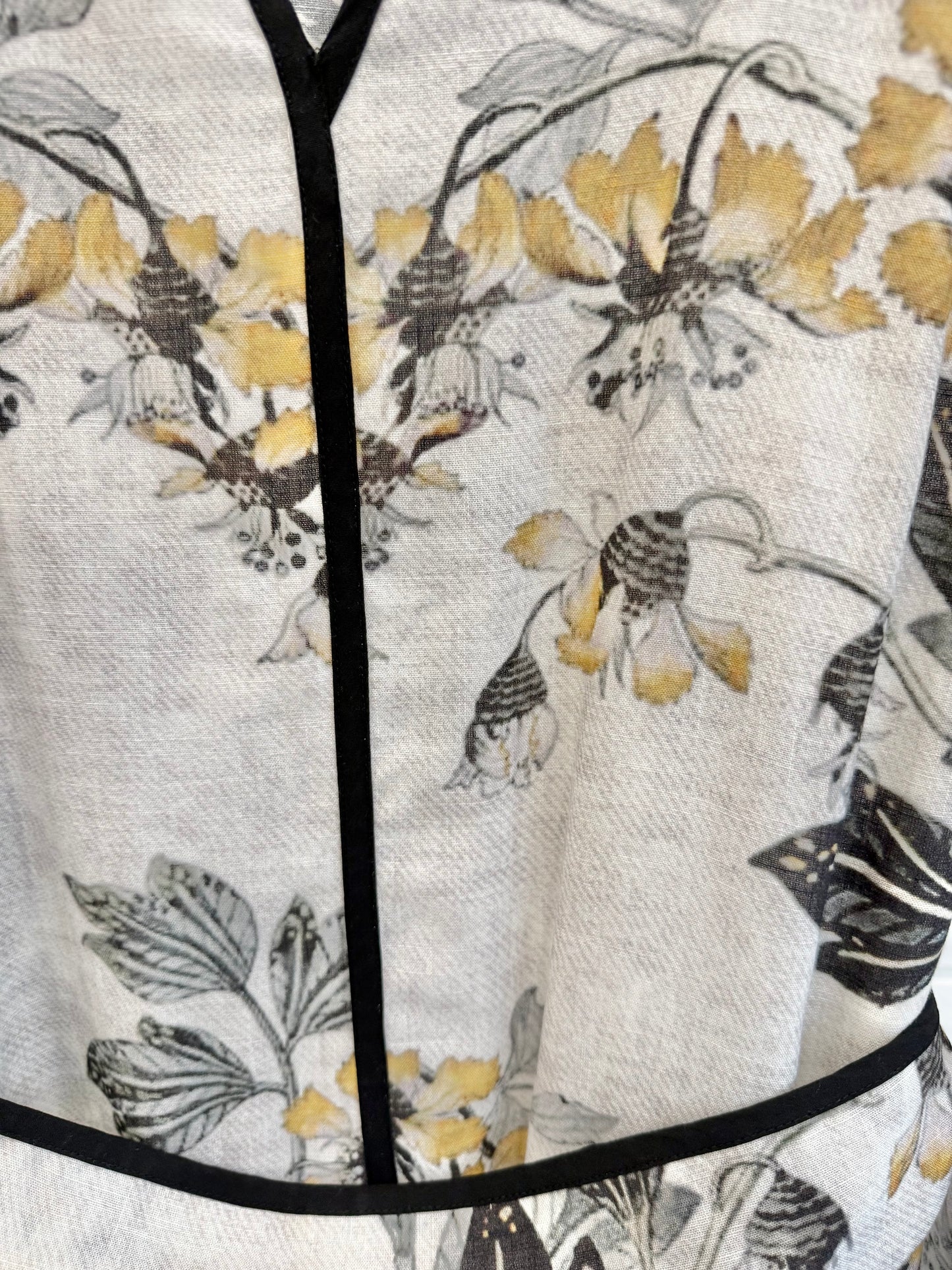 Once Was Floral Midi Dress - Size 1 (8-10)