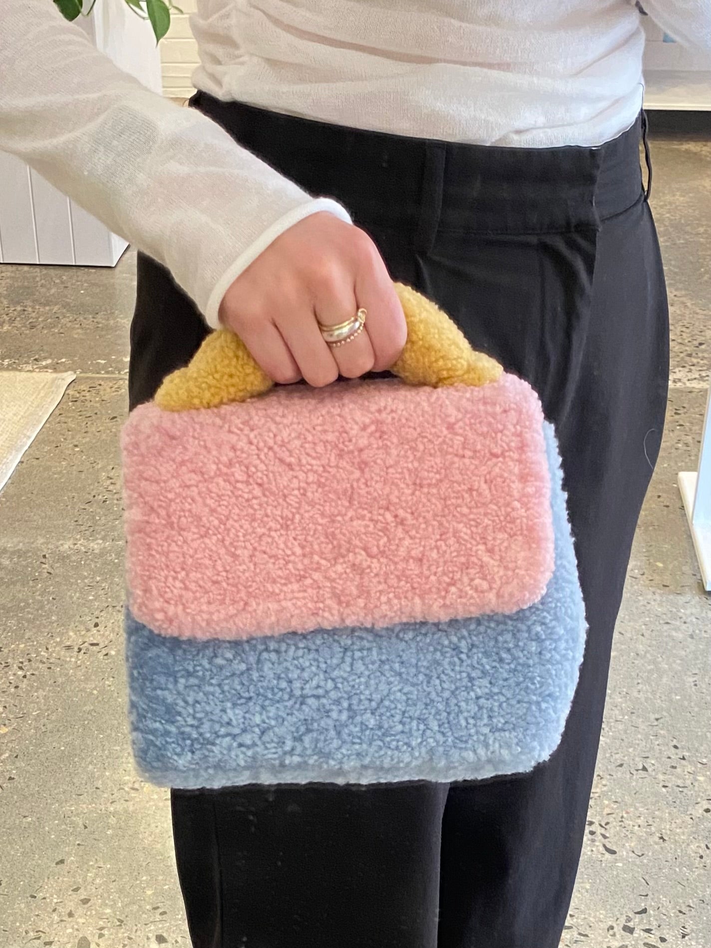 Mlouye Convertible Teddy Bag in Gummy