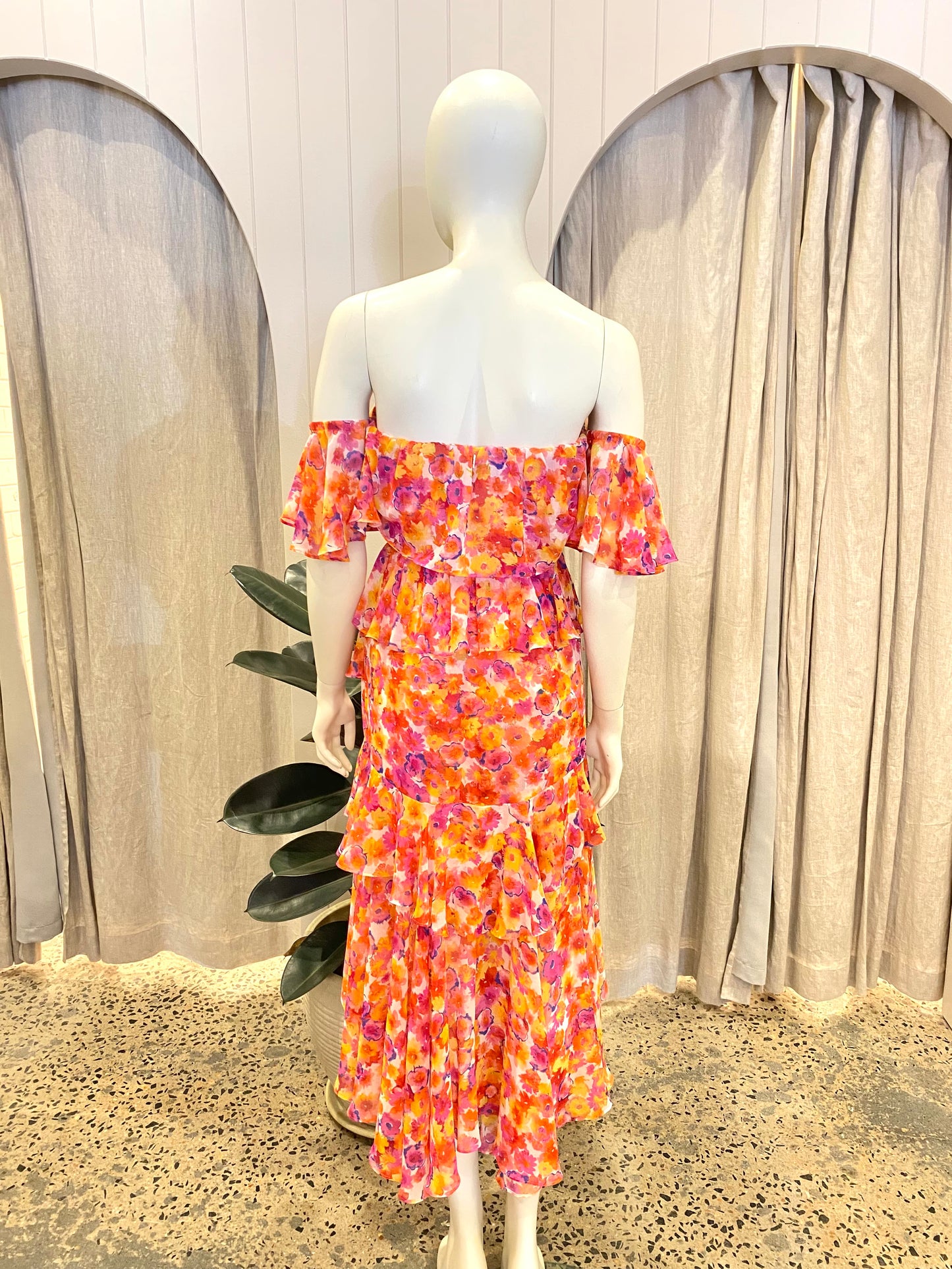 Misa LA Yasemin Ruffle Midi Dress - Size 8