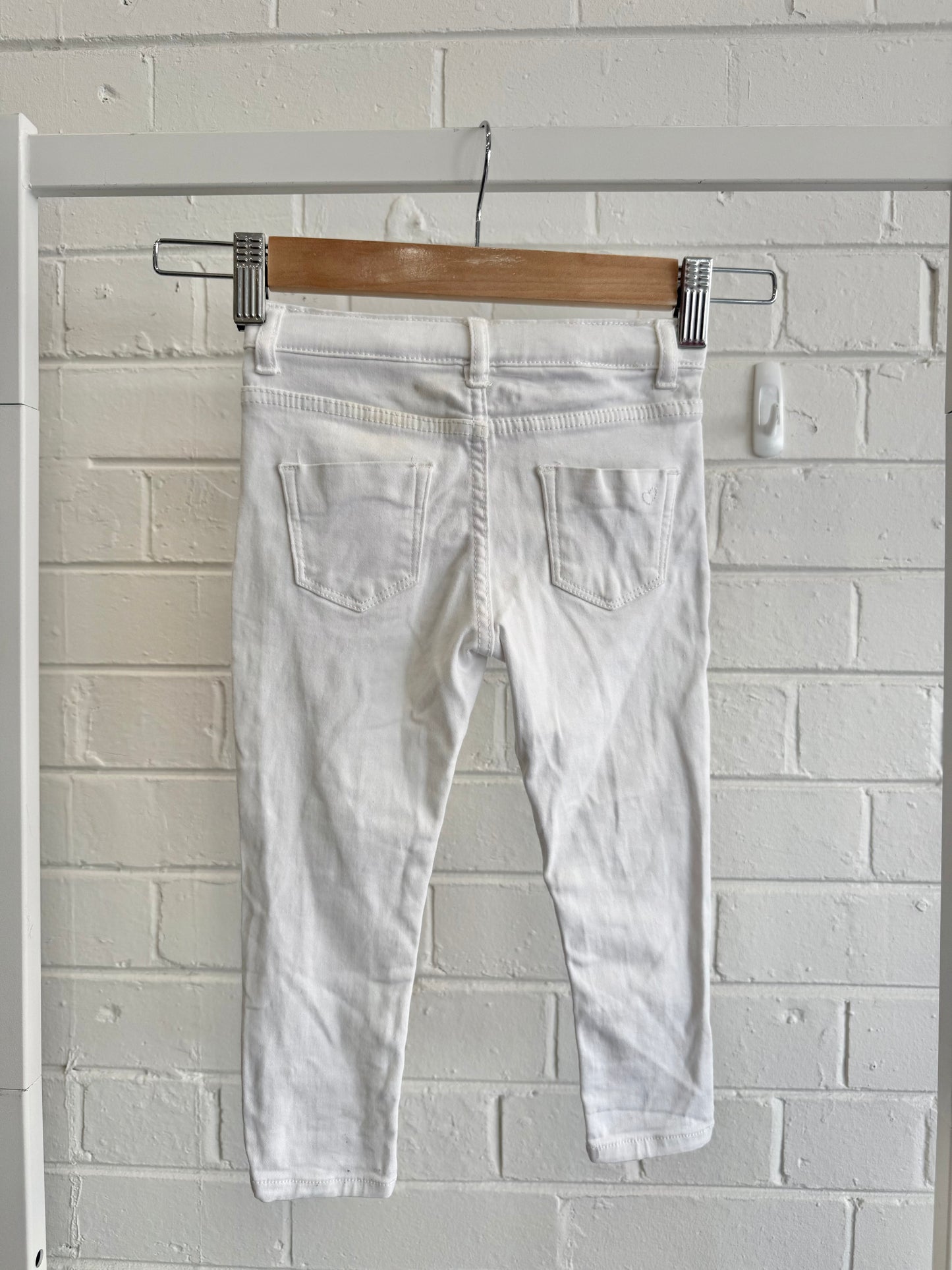 Zara Denim Jeans in white - Size 2/3