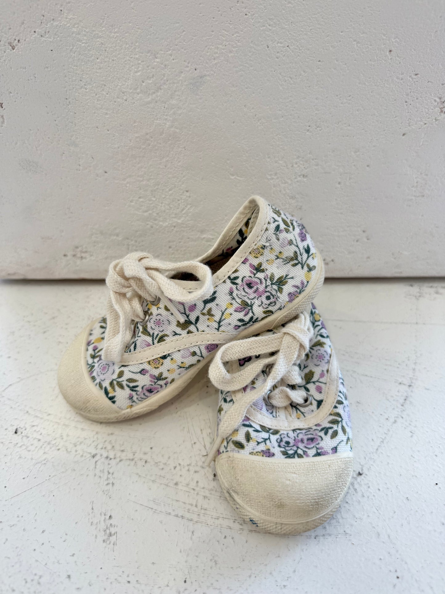 Zara Floral Canvas Shoes - Size 22