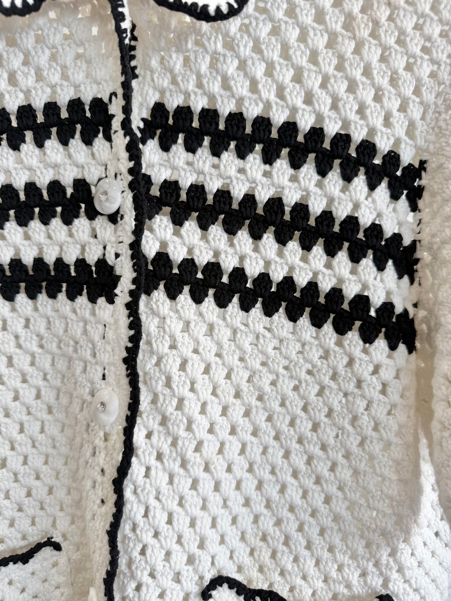Baum Und Pferdgarten Cayley Crochet Top in Cream & Black - Size L (12)