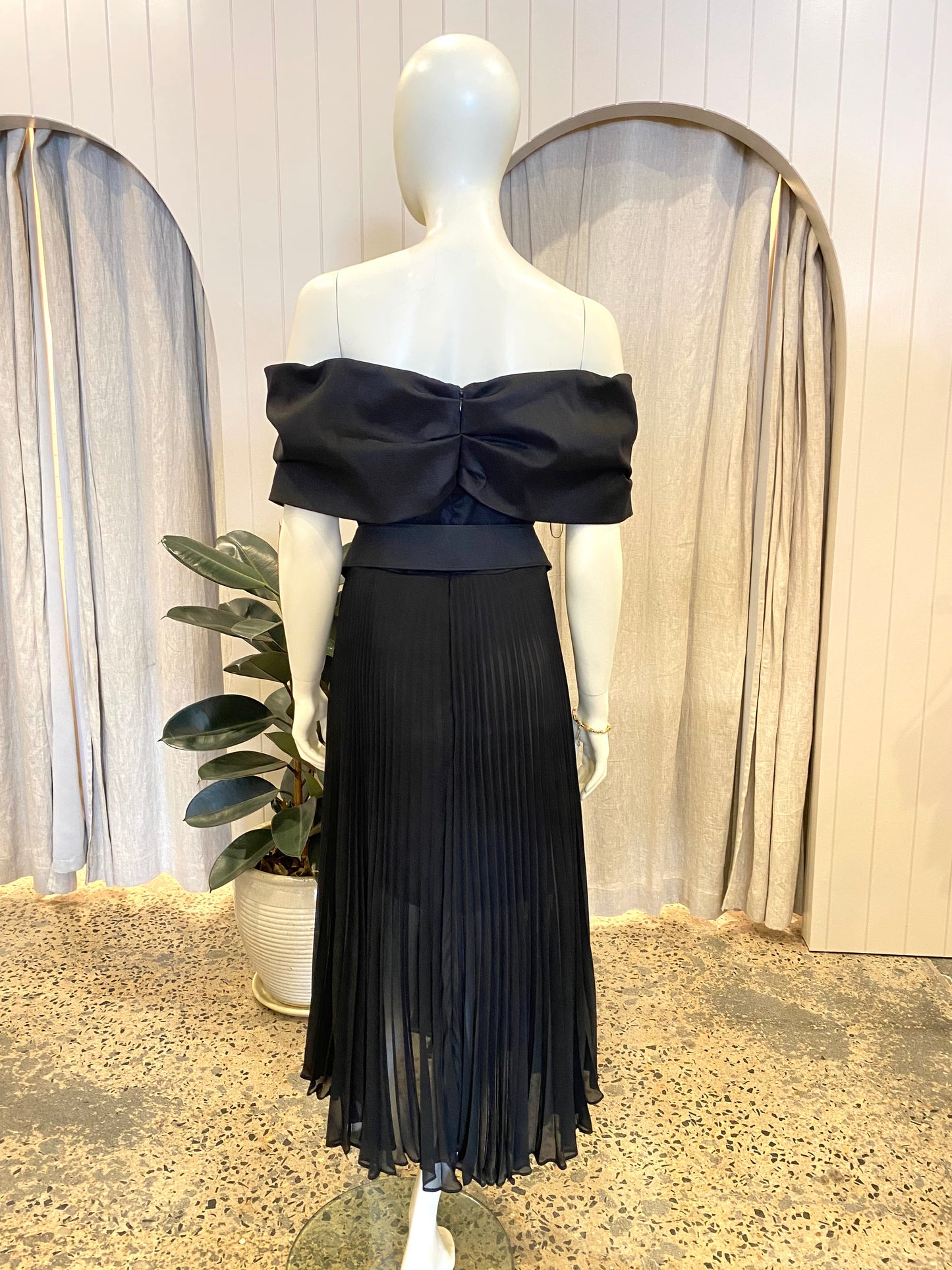 Rebecca Vallance Emilie Midi Dress - Size 16