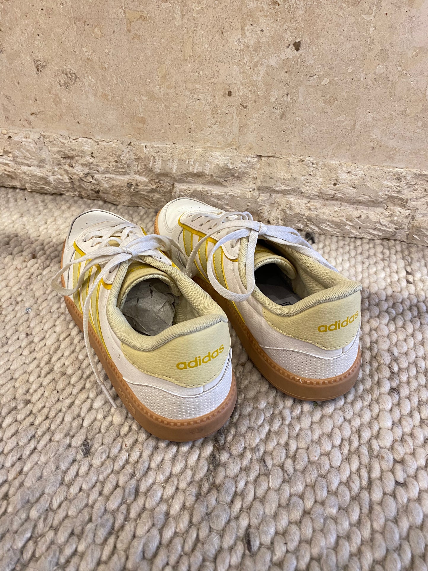 Adidas Breakneck Sleek Sneakers - Size US9