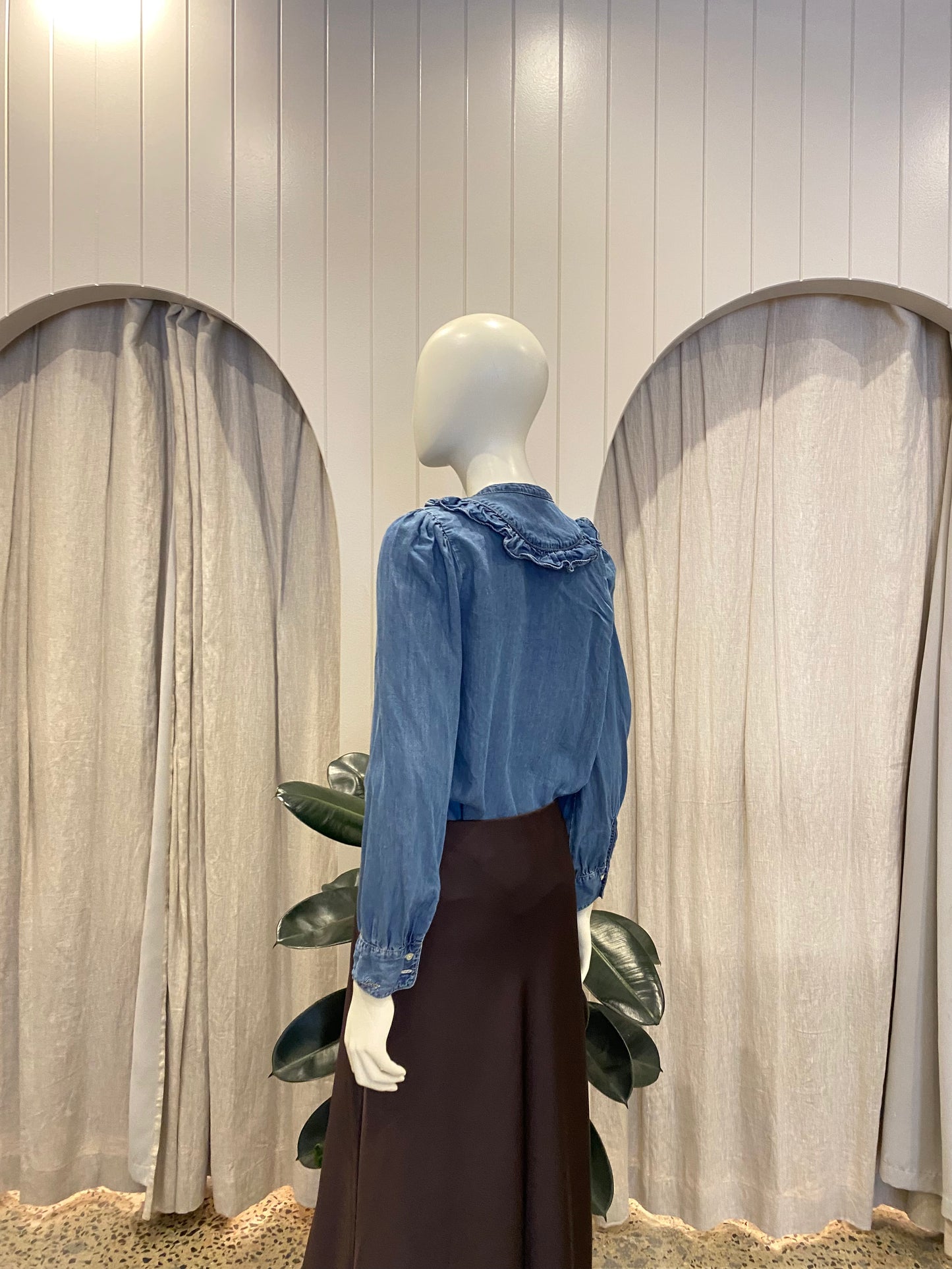 Levi's Ruffle Detail Denim Shirt - Size Small (8-10)