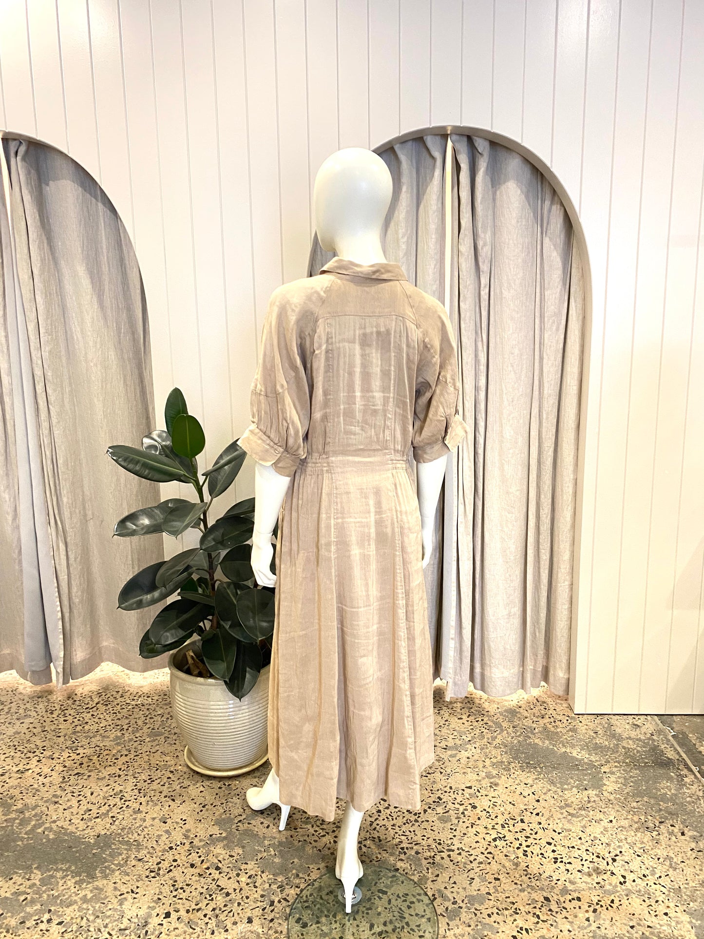 Country Road Walnut Cinched Waist Shirt Dress - Size 12